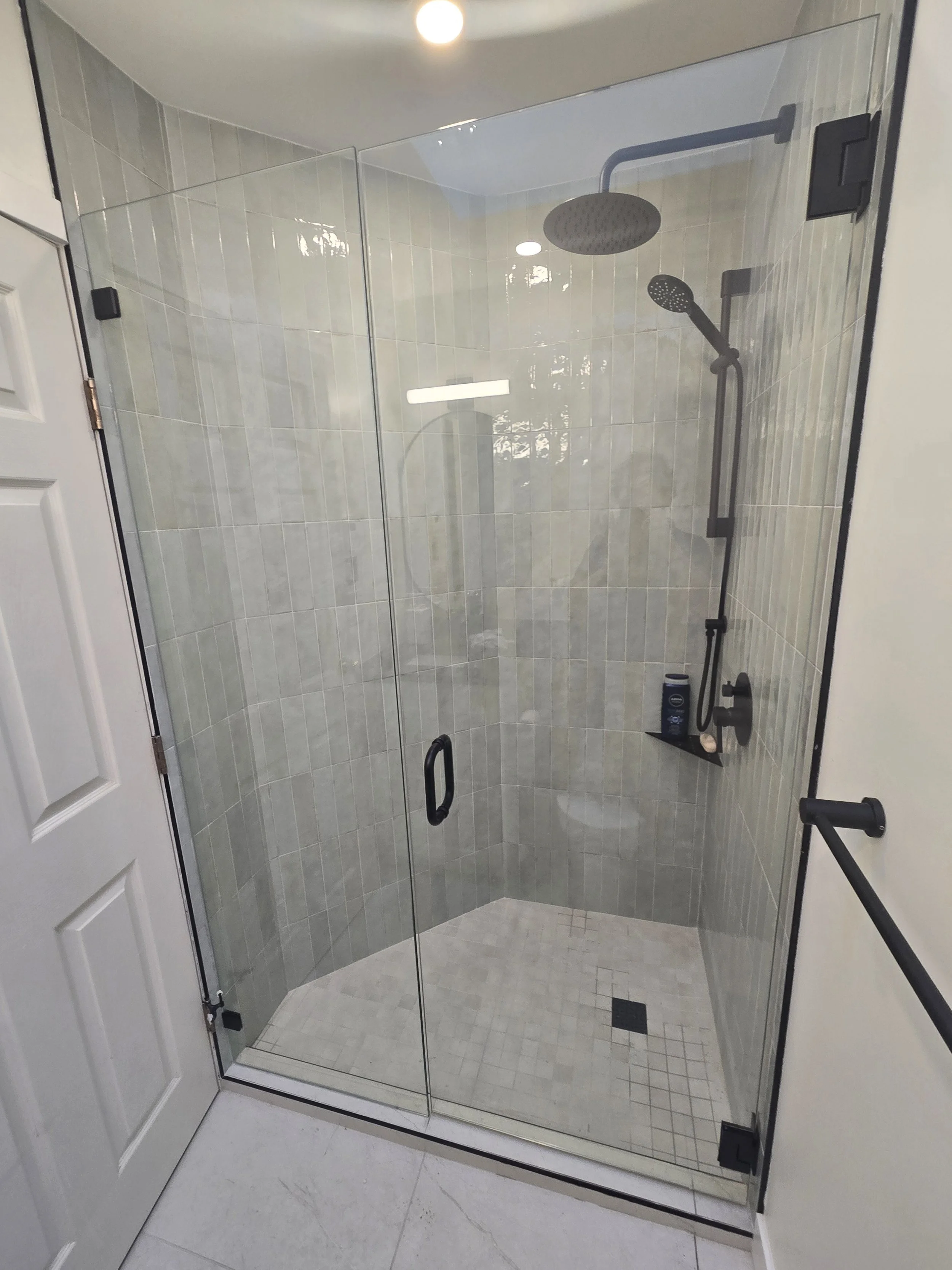 Crystal Glass Shower Enclosures Victoria BC186.jpg