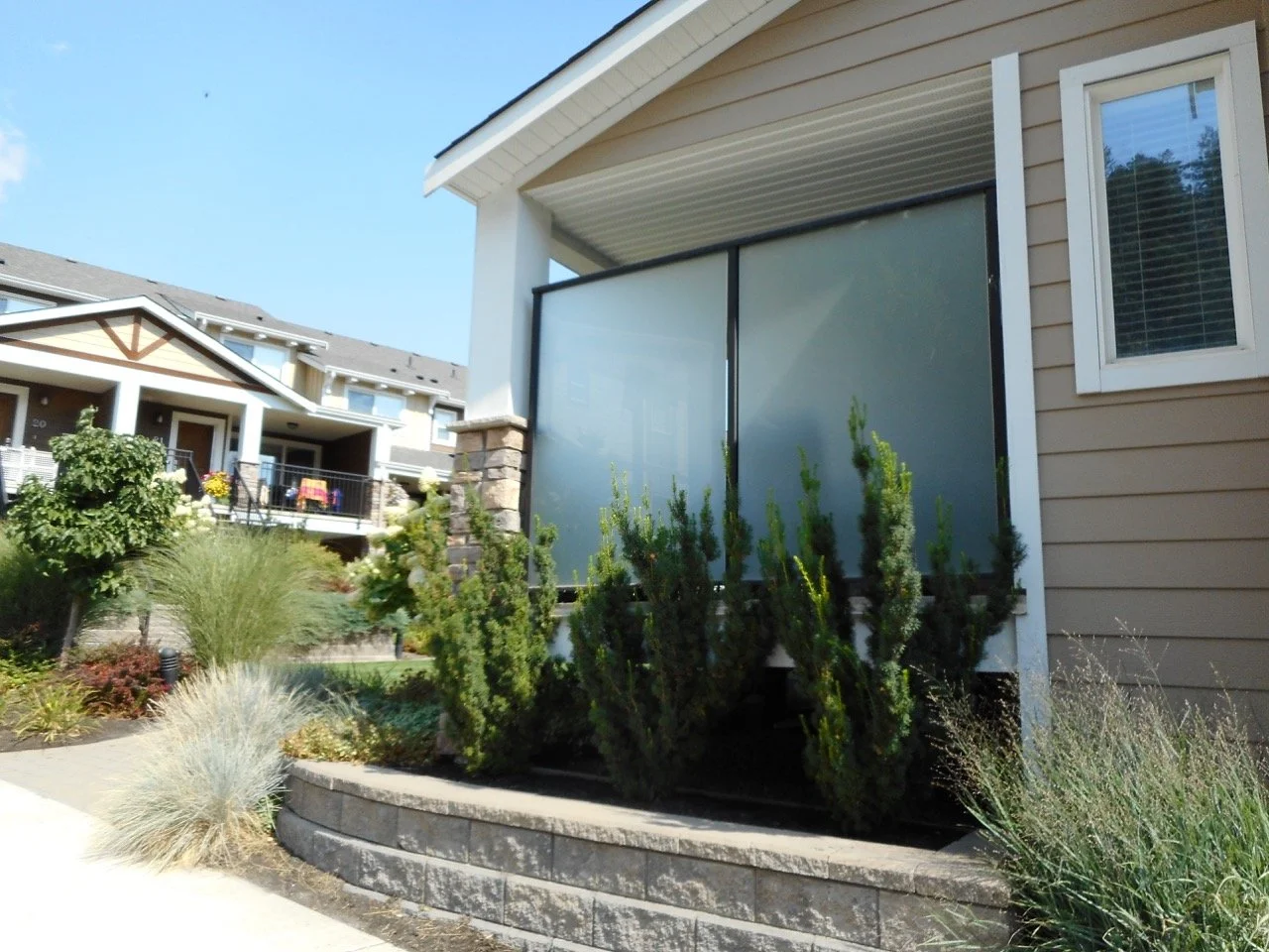 Crystal Glass Glass Railings Victoria BC5.jpeg