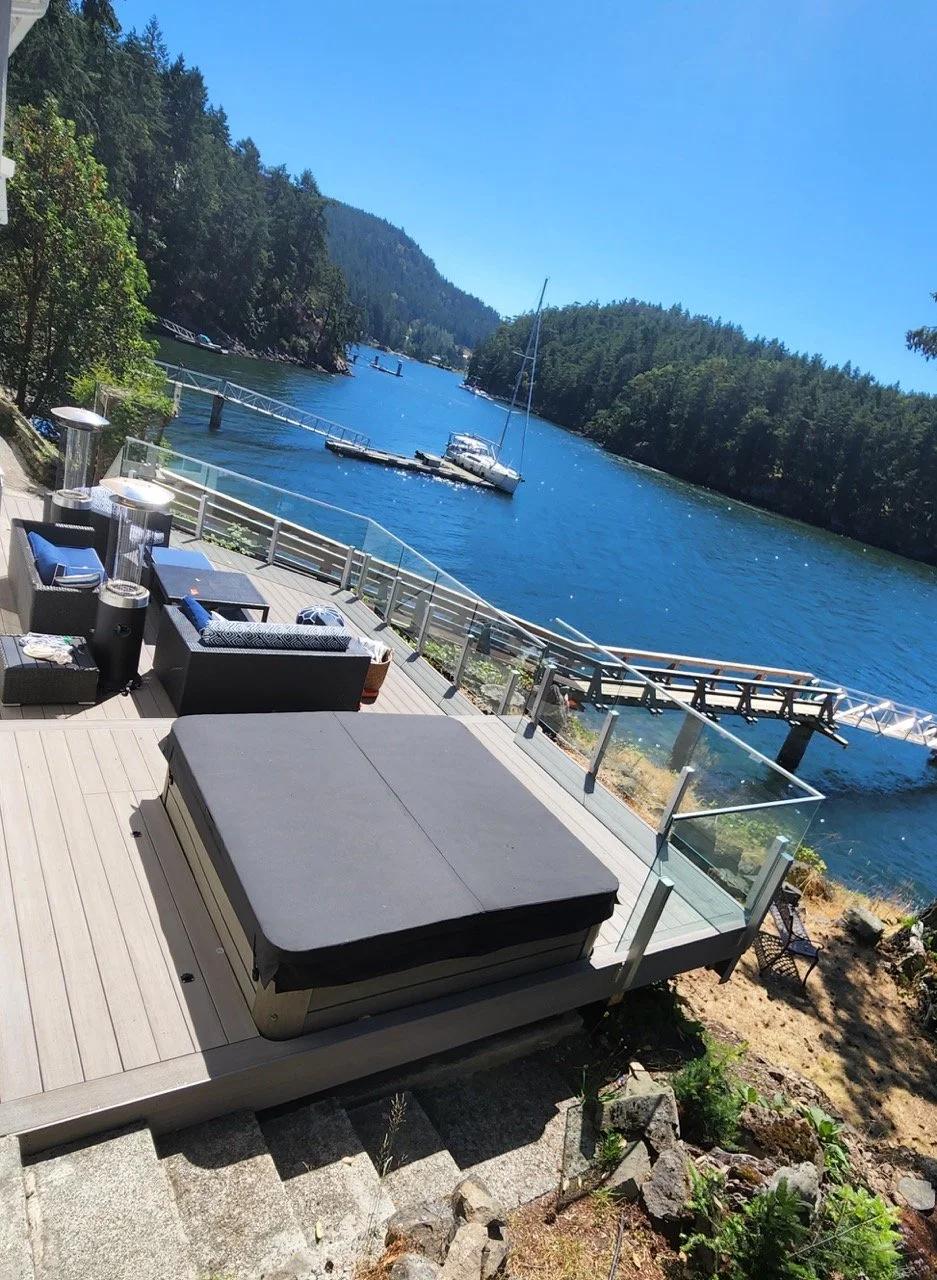 Crystal Glass Glass Railings Victoria BC59.jpeg