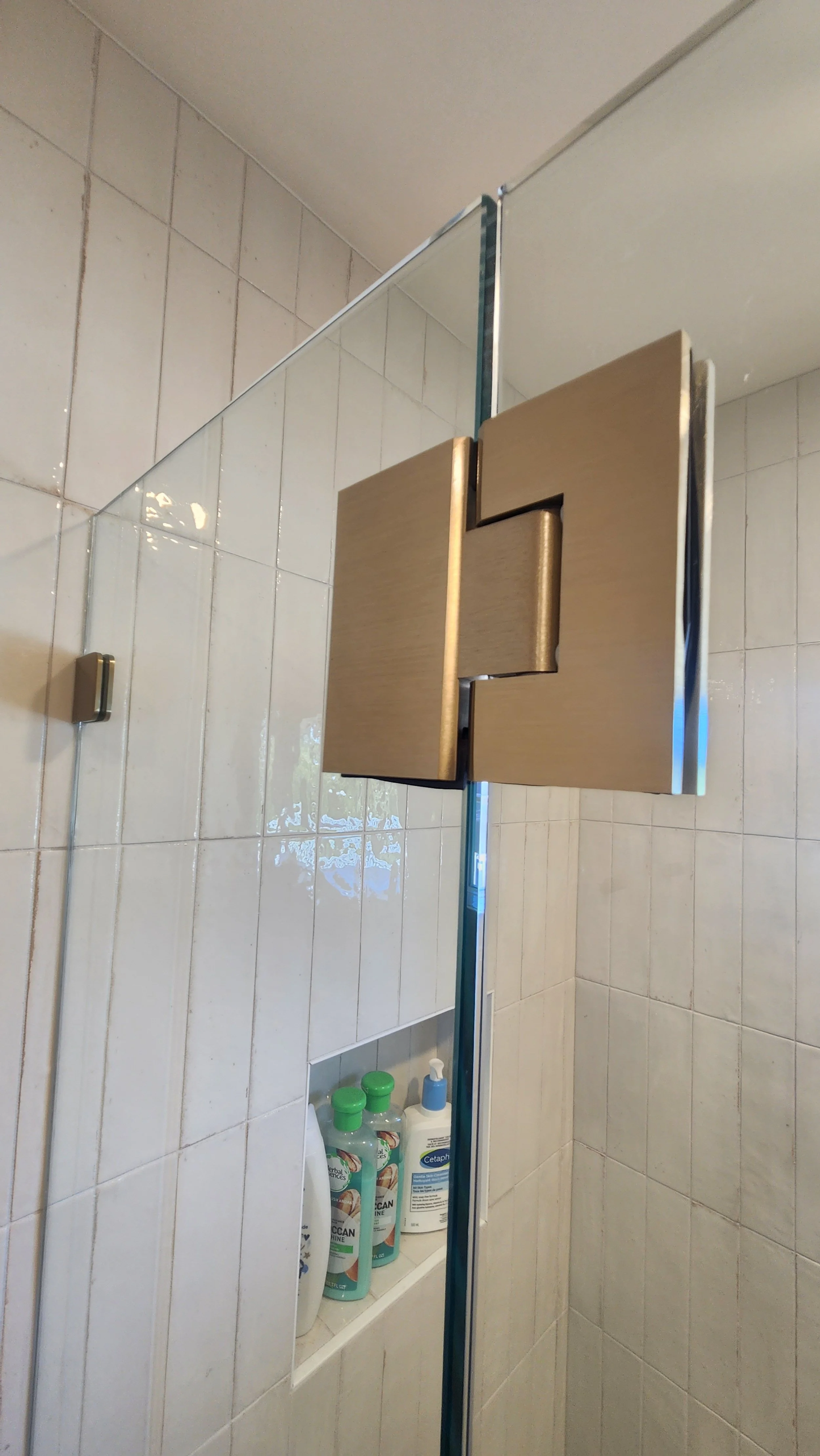 Crystal Glass Shower Enclosures Victoria BC128.jpg