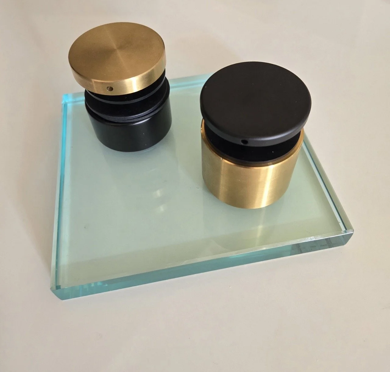 Crystal Glass Glass Railings Victoria BC103.jpeg