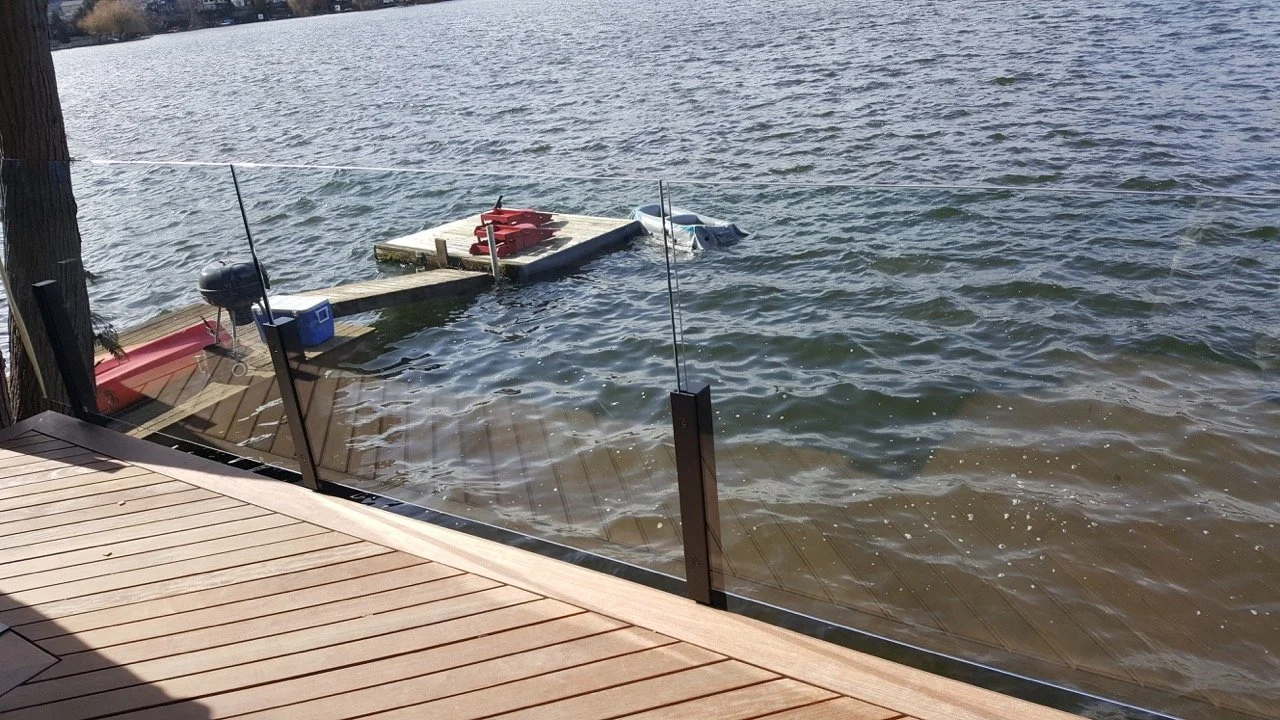 Crystal Glass Glass Railings Victoria BC14.jpeg