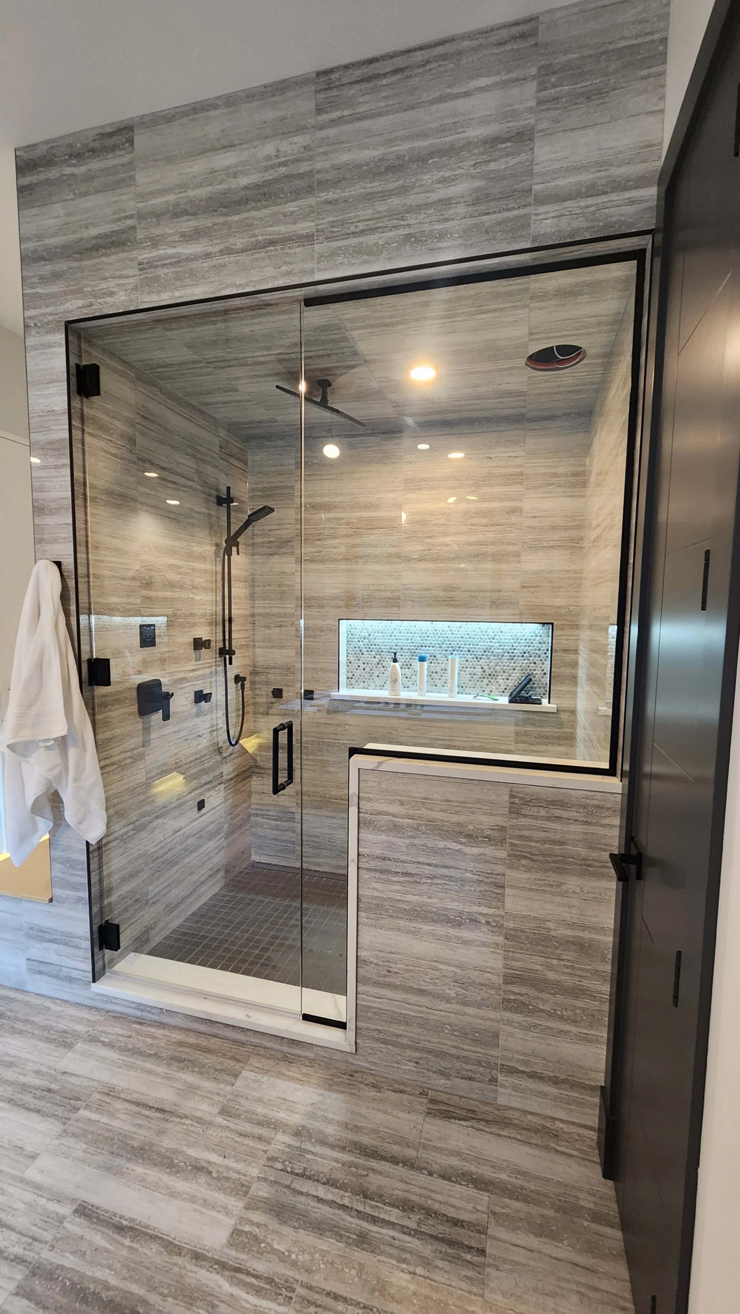 Crystal Glass Shower Enclosures Victoria BC138.jpg