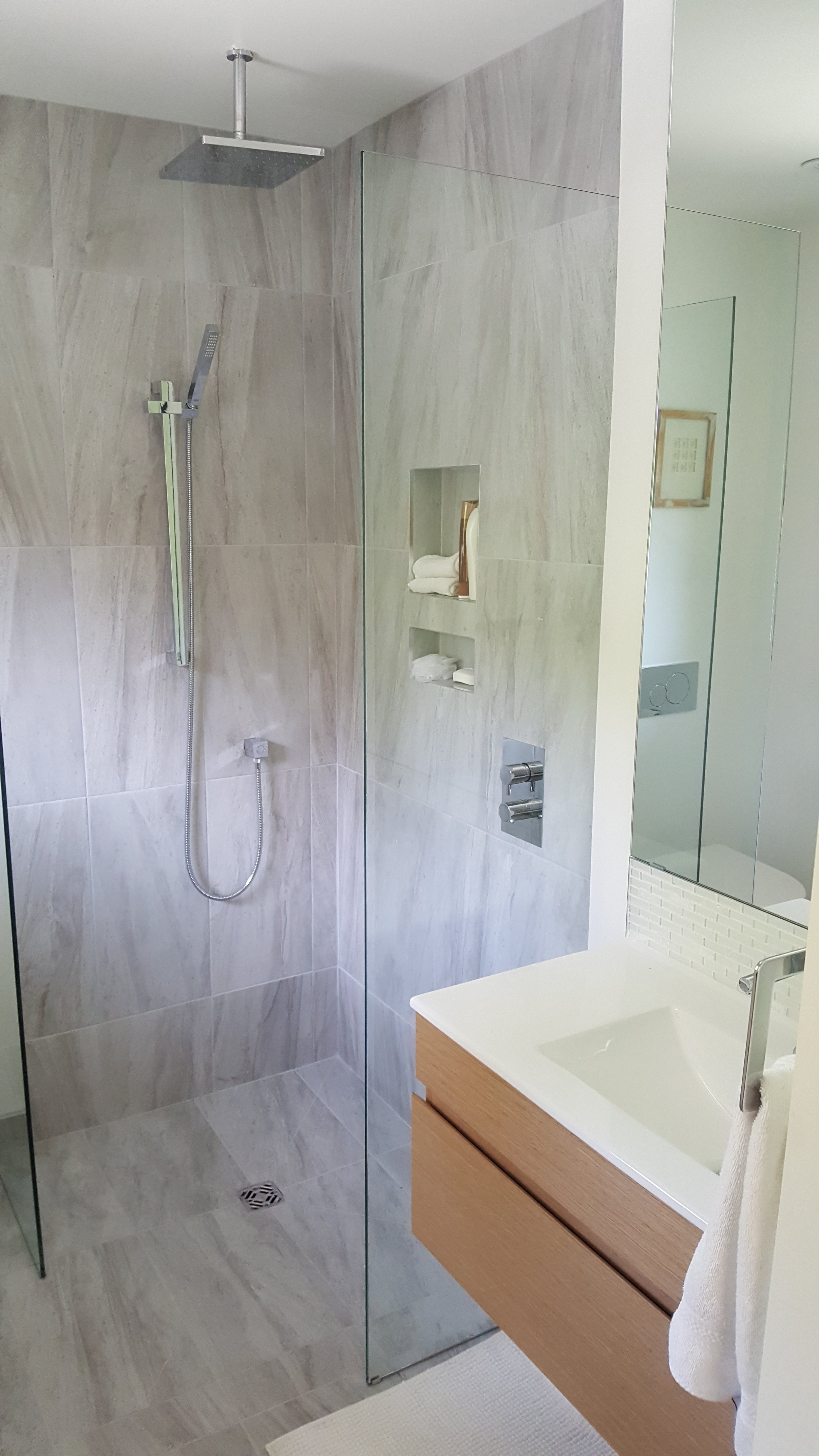 Crystal Glass Shower Enclosures Victoria BC33.jpg