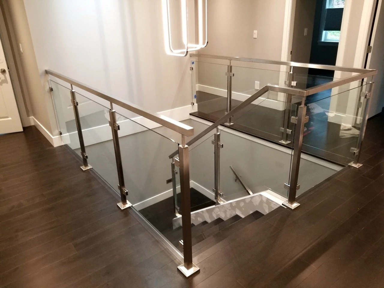 Crystal Glass Glass Railings Victoria BC29.jpeg