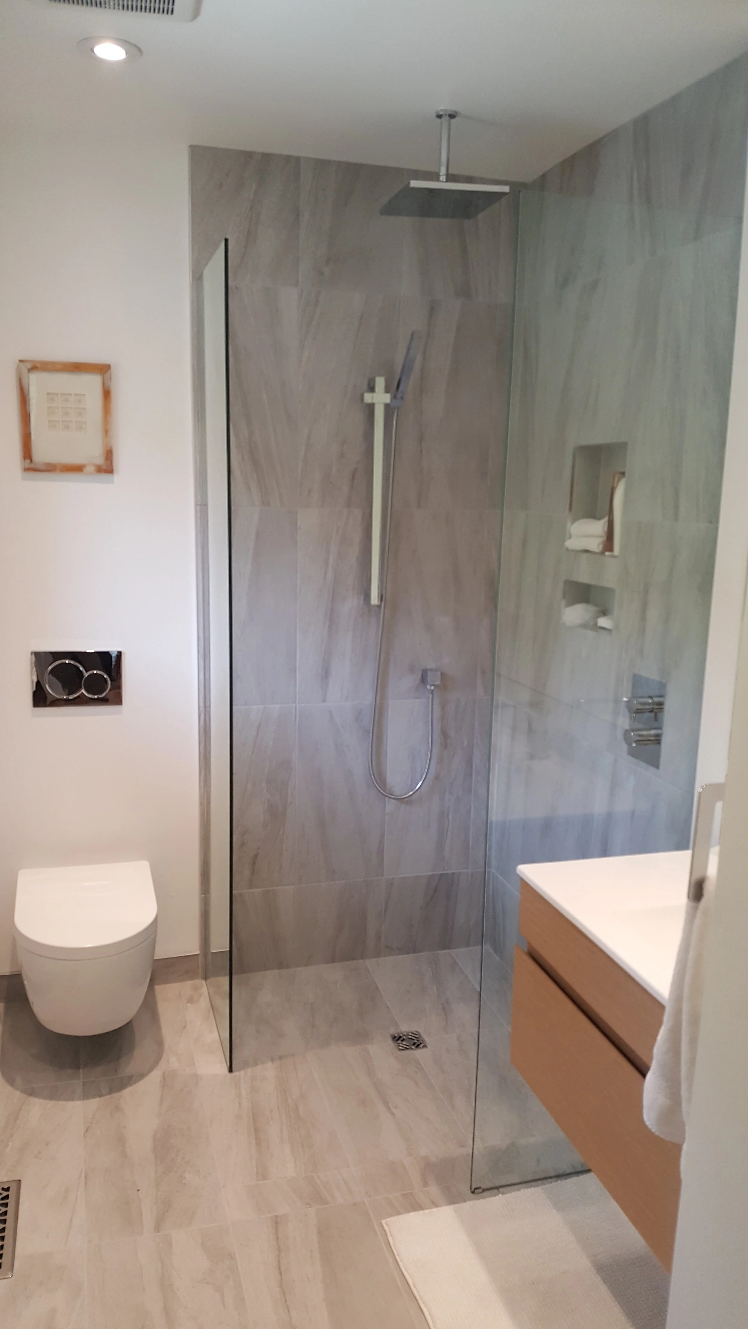 Crystal Glass Shower Enclosures Victoria BC31.jpg