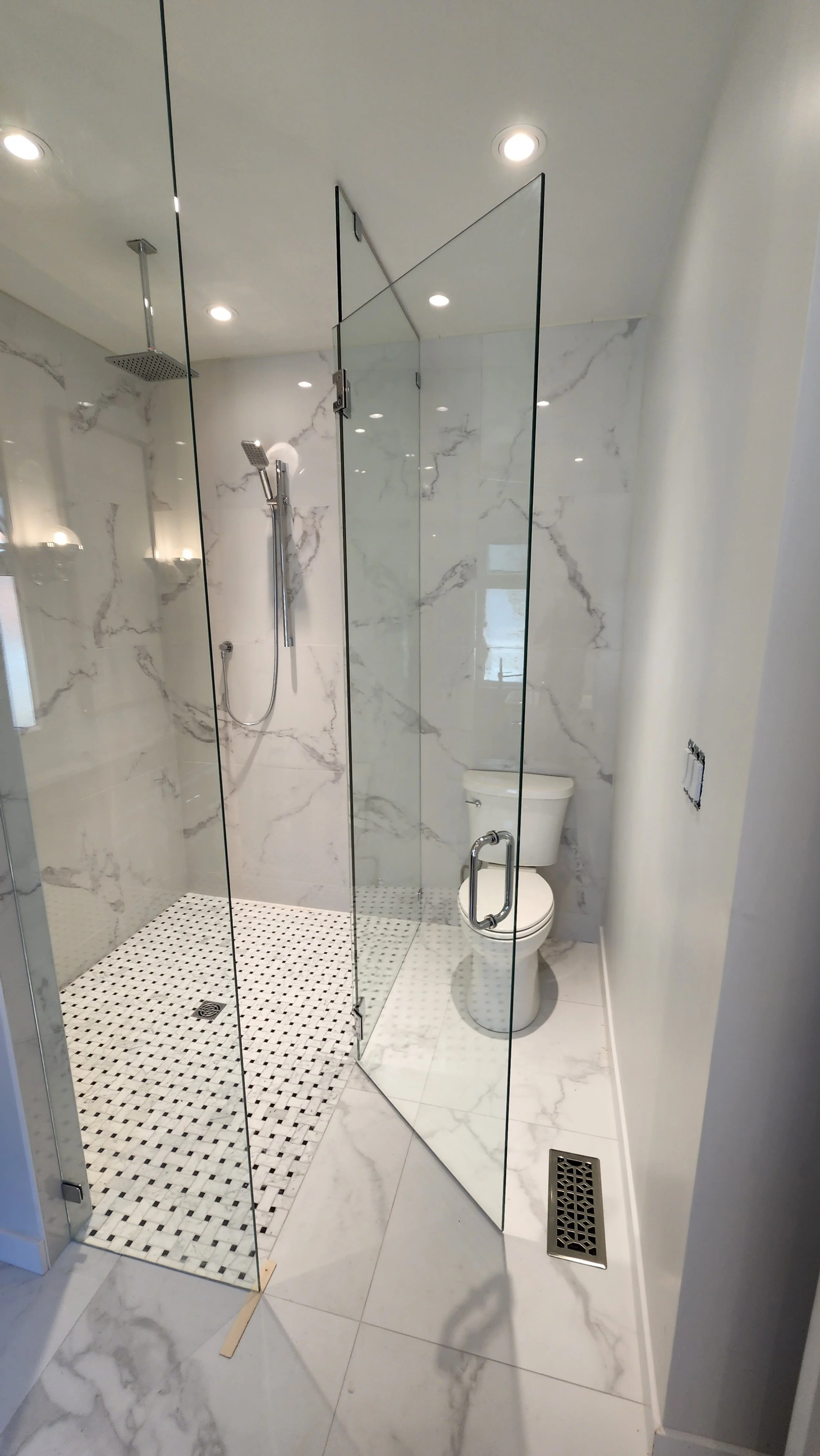 Crystal Glass Shower Enclosures Victoria BC102.jpg