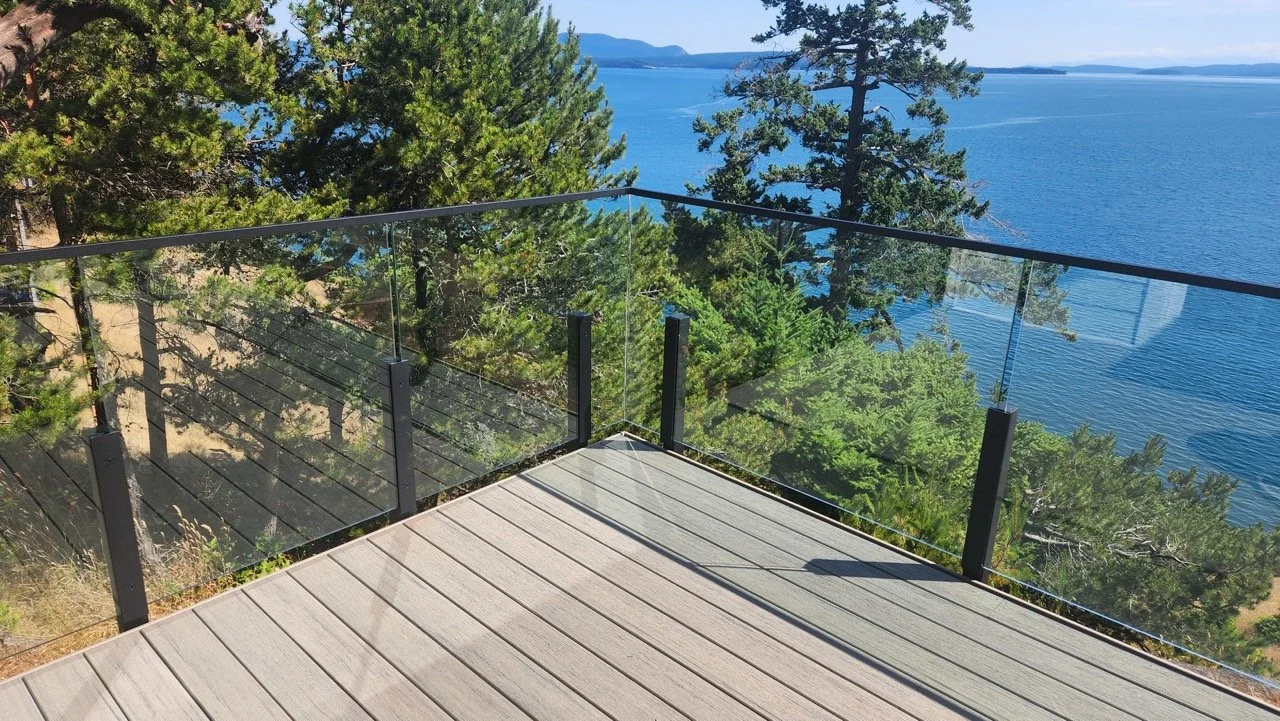 Crystal Glass Glass Railings Victoria BC77.jpeg