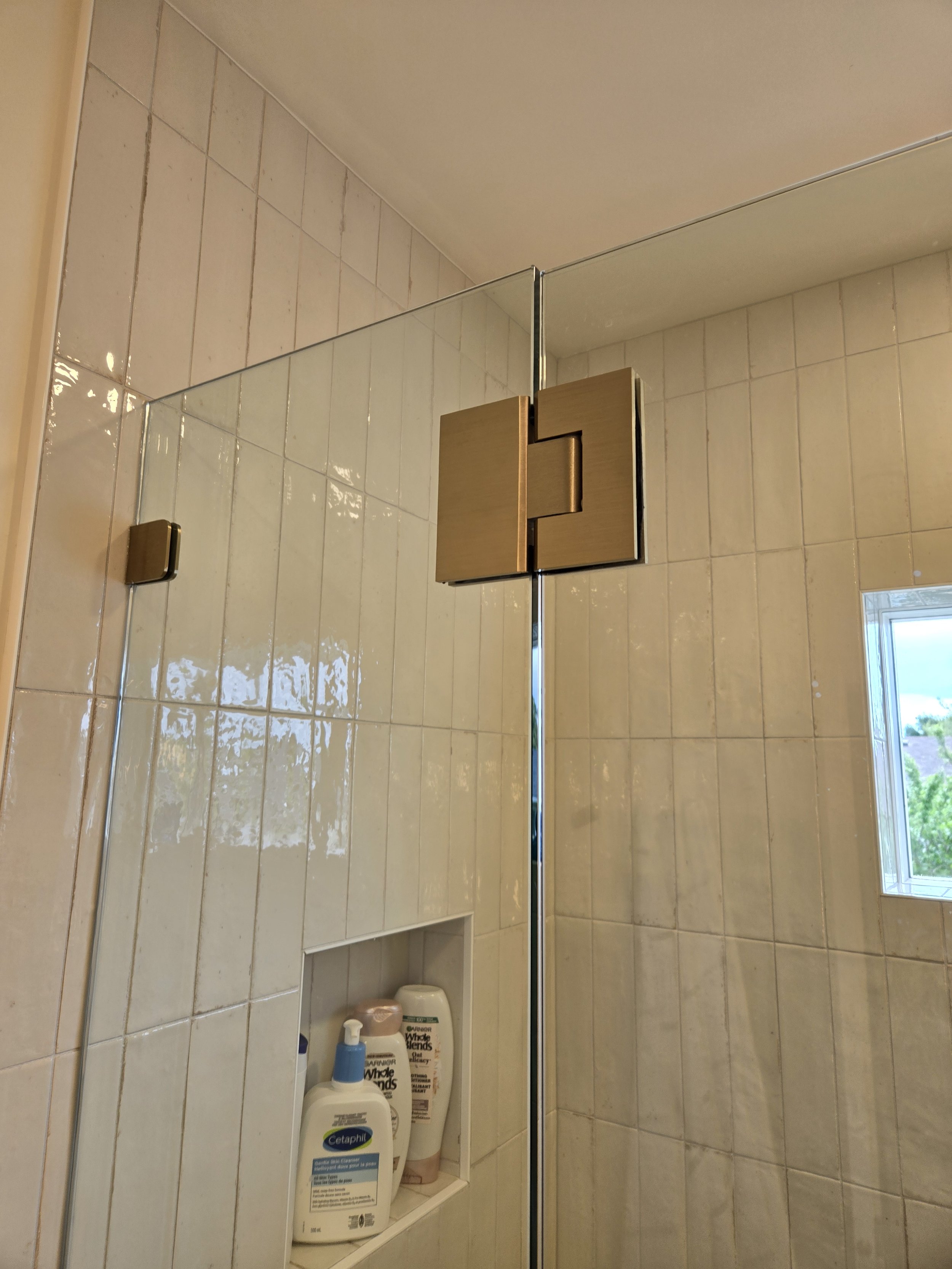 Crystal Glass Shower Enclosures Victoria BC165.jpg