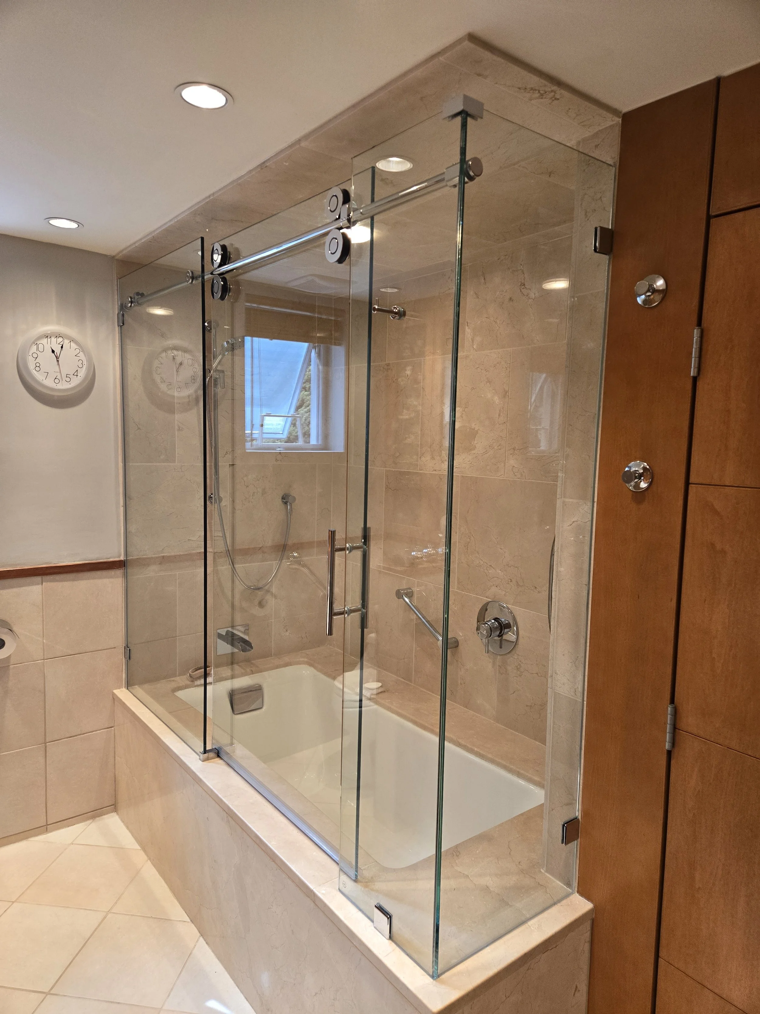 Crystal Glass Shower Enclosures Victoria BC181.jpg