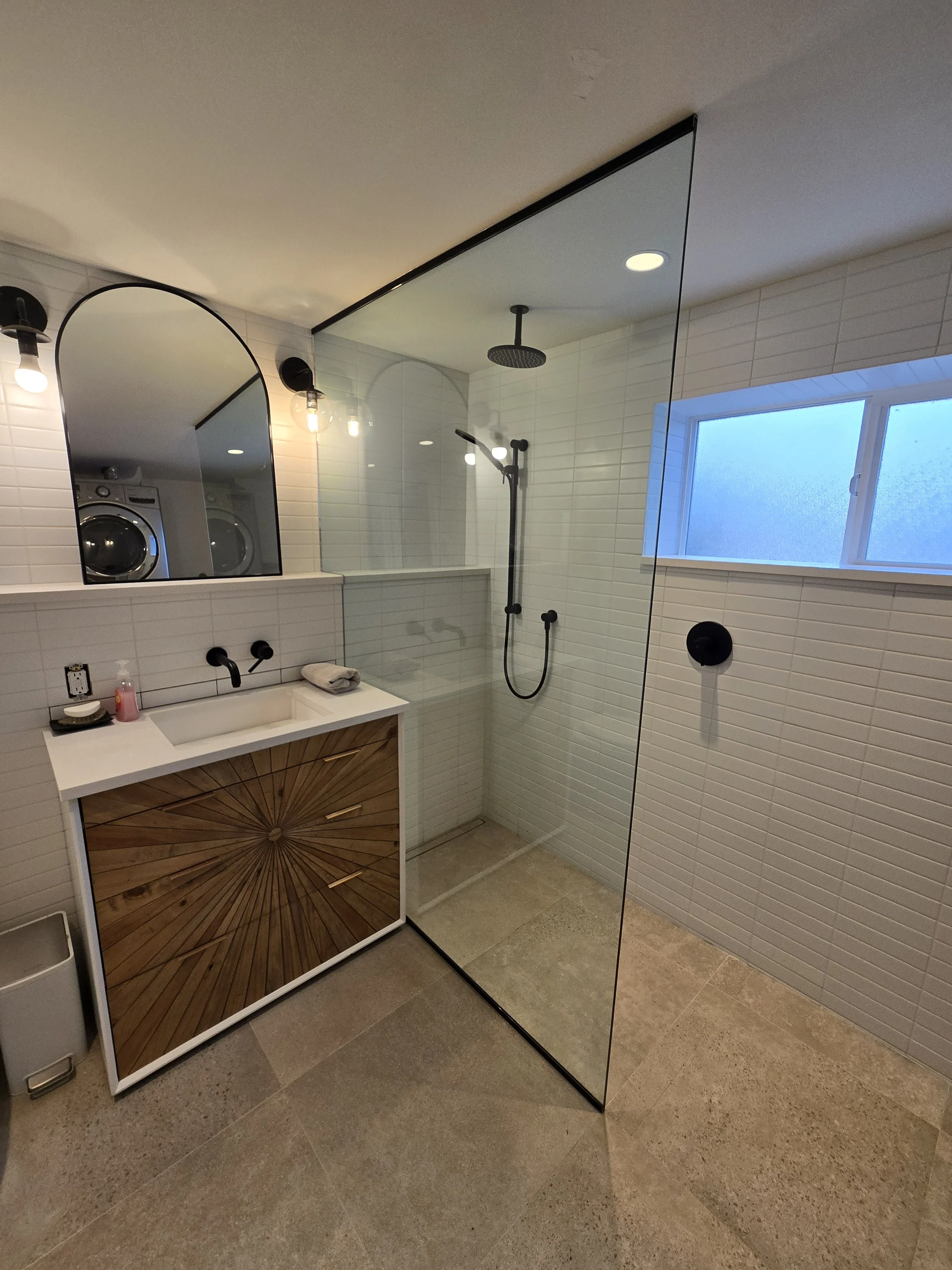 Crystal Glass Shower Enclosures Victoria BC206.jpg