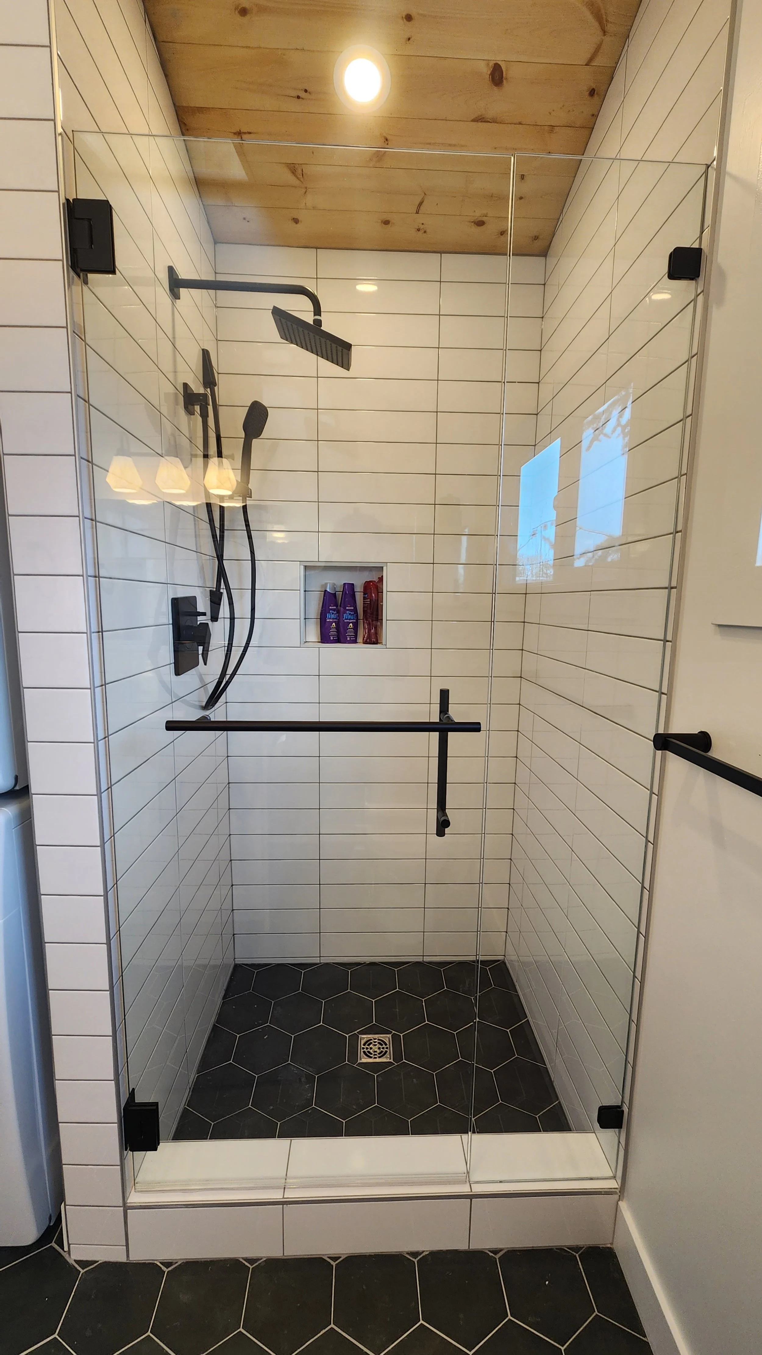 Crystal Glass Shower Enclosures Victoria BC112.jpg