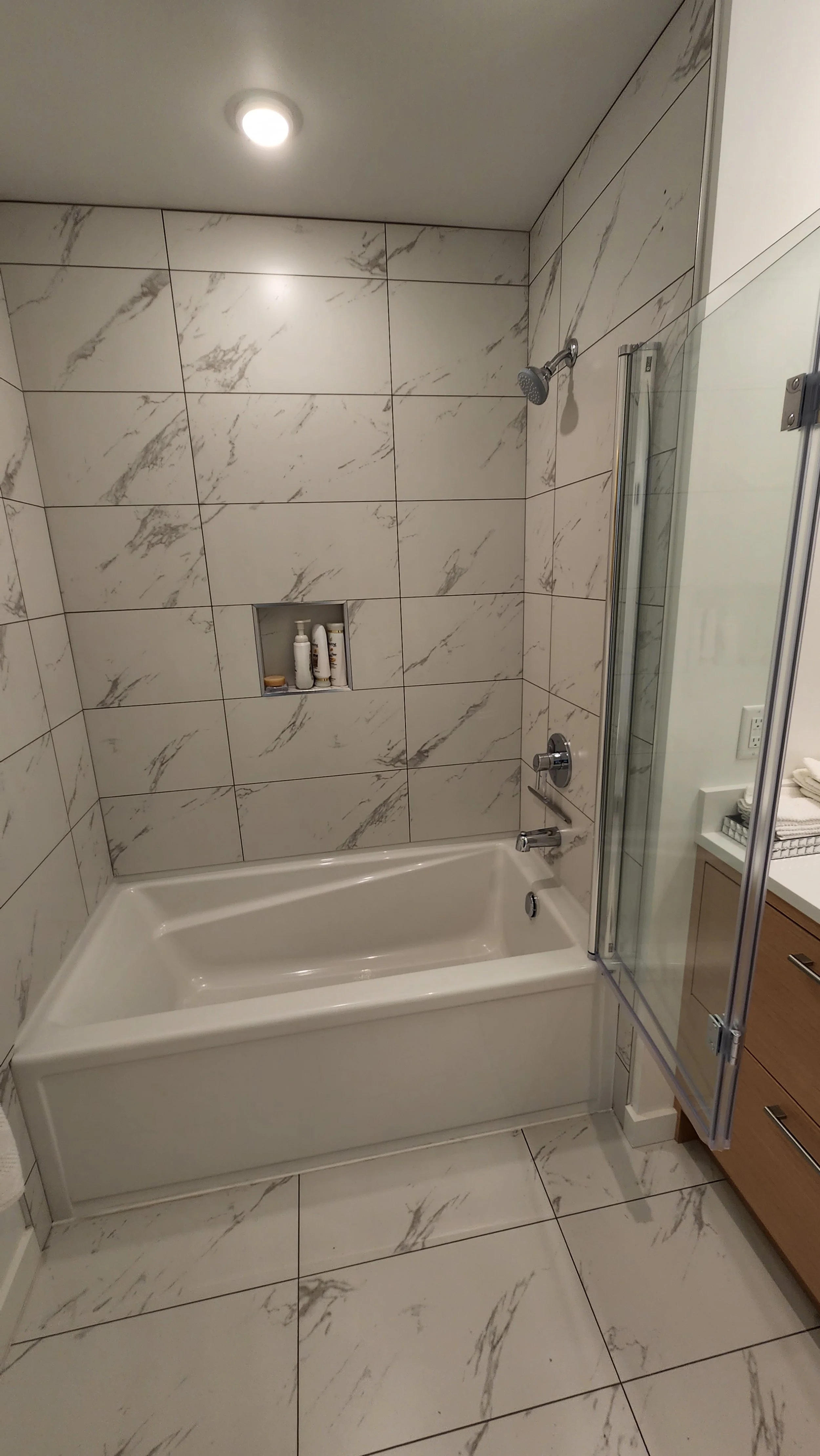 Crystal Glass Shower Enclosures Victoria BC105.jpg