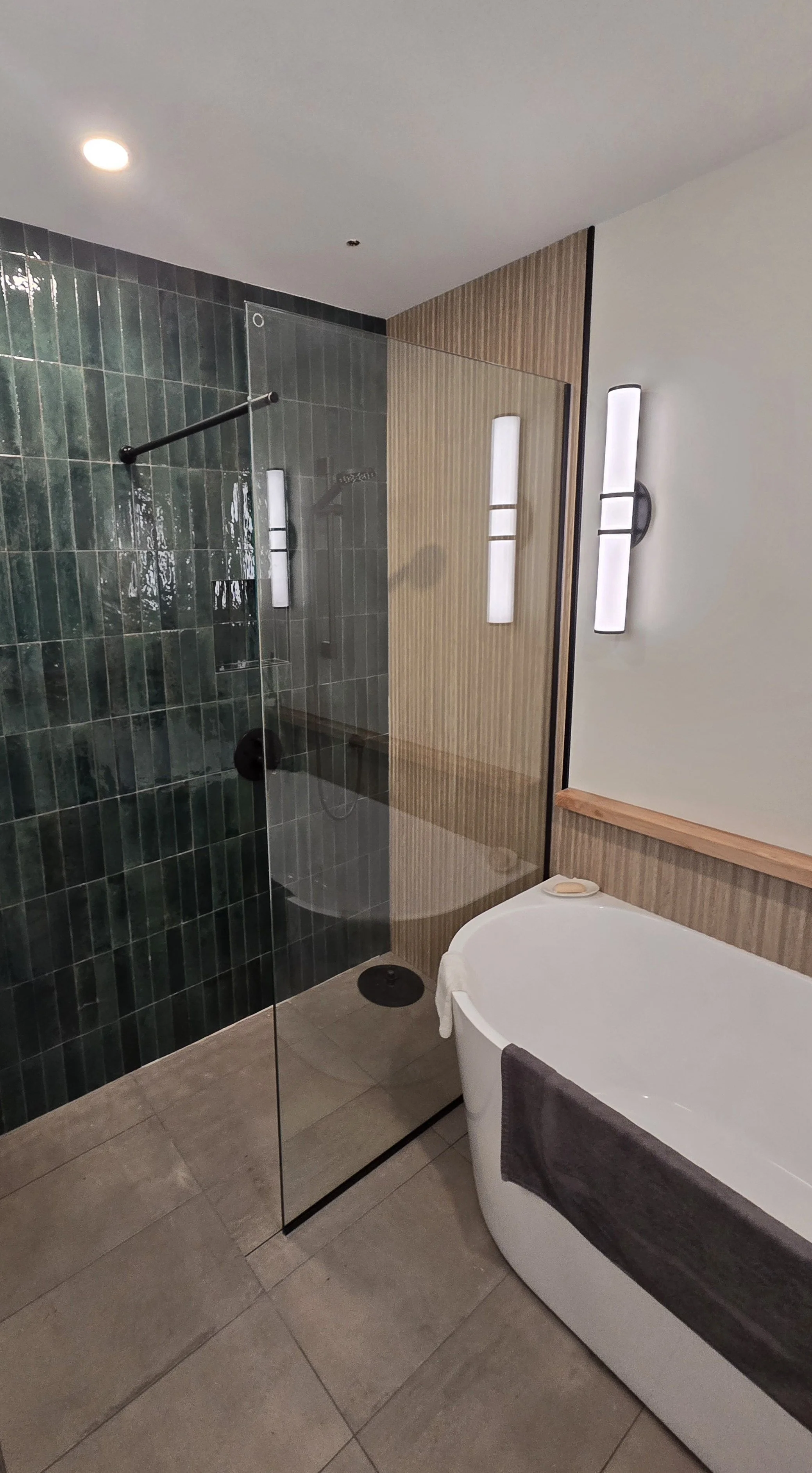 Crystal Glass Shower Enclosures Victoria BC187.jpg