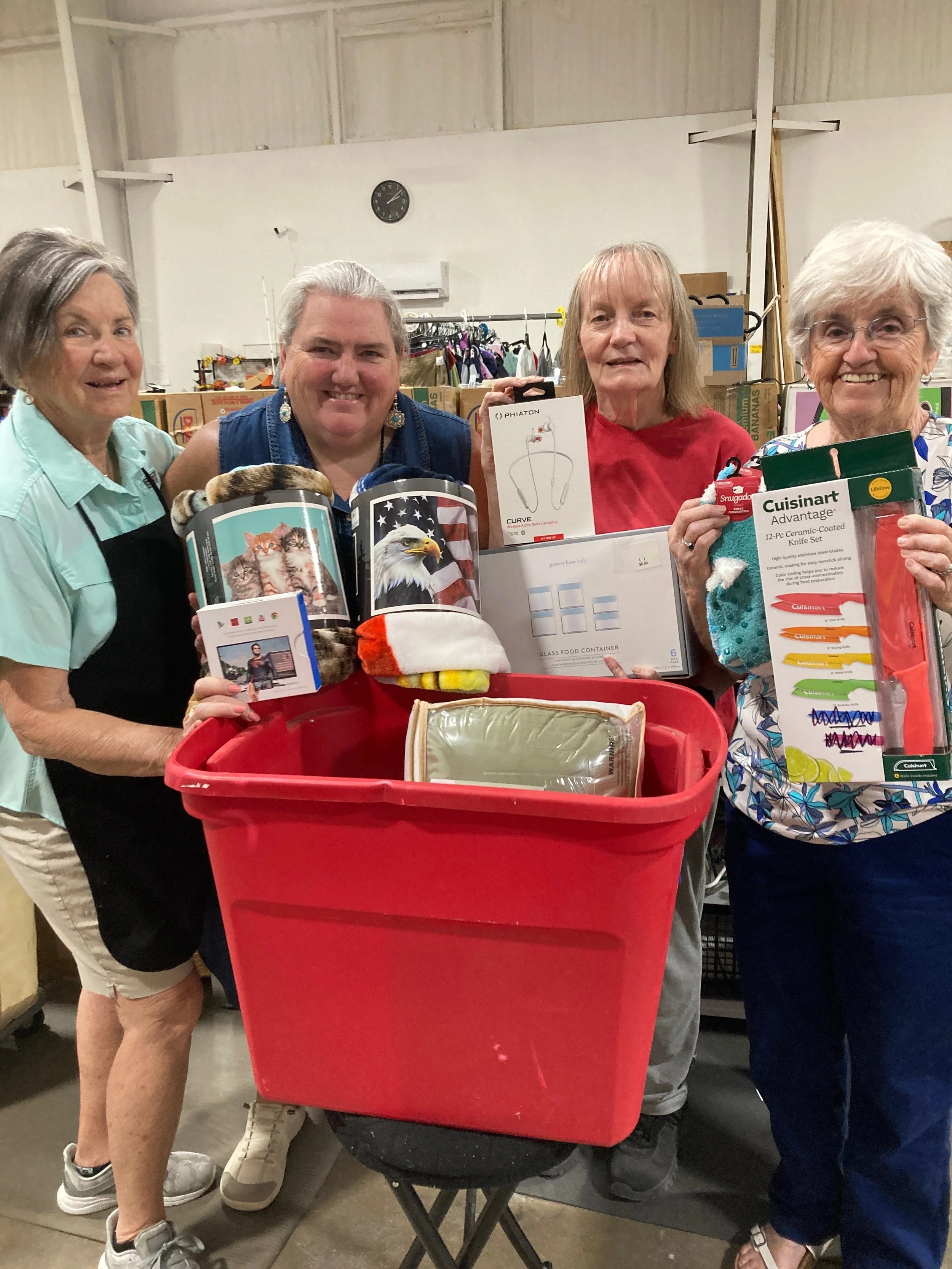 Community Shop Supports Project Graduation 2026