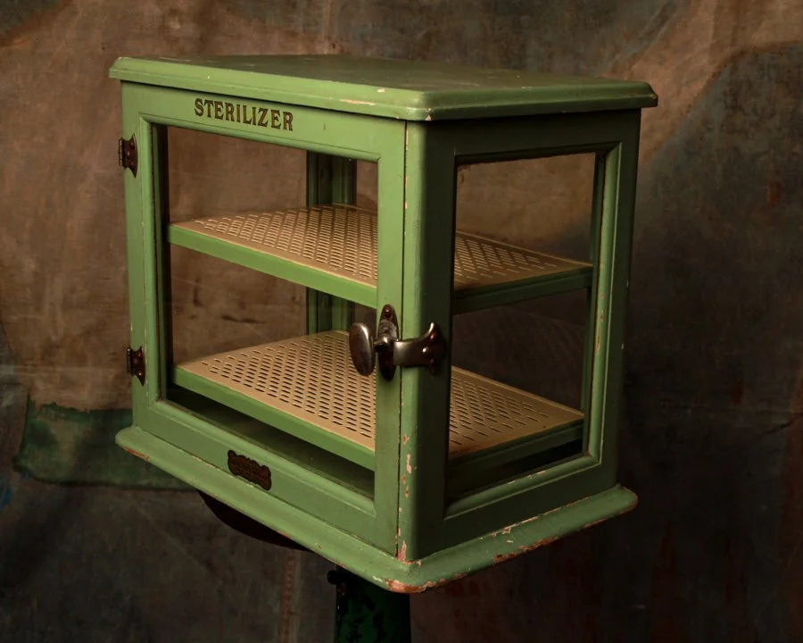 Sterilizer display case-8.jpg