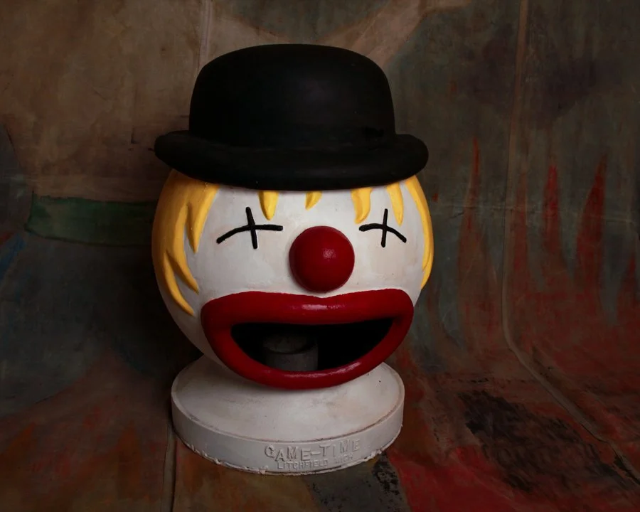 Clown trash can-13.jpg