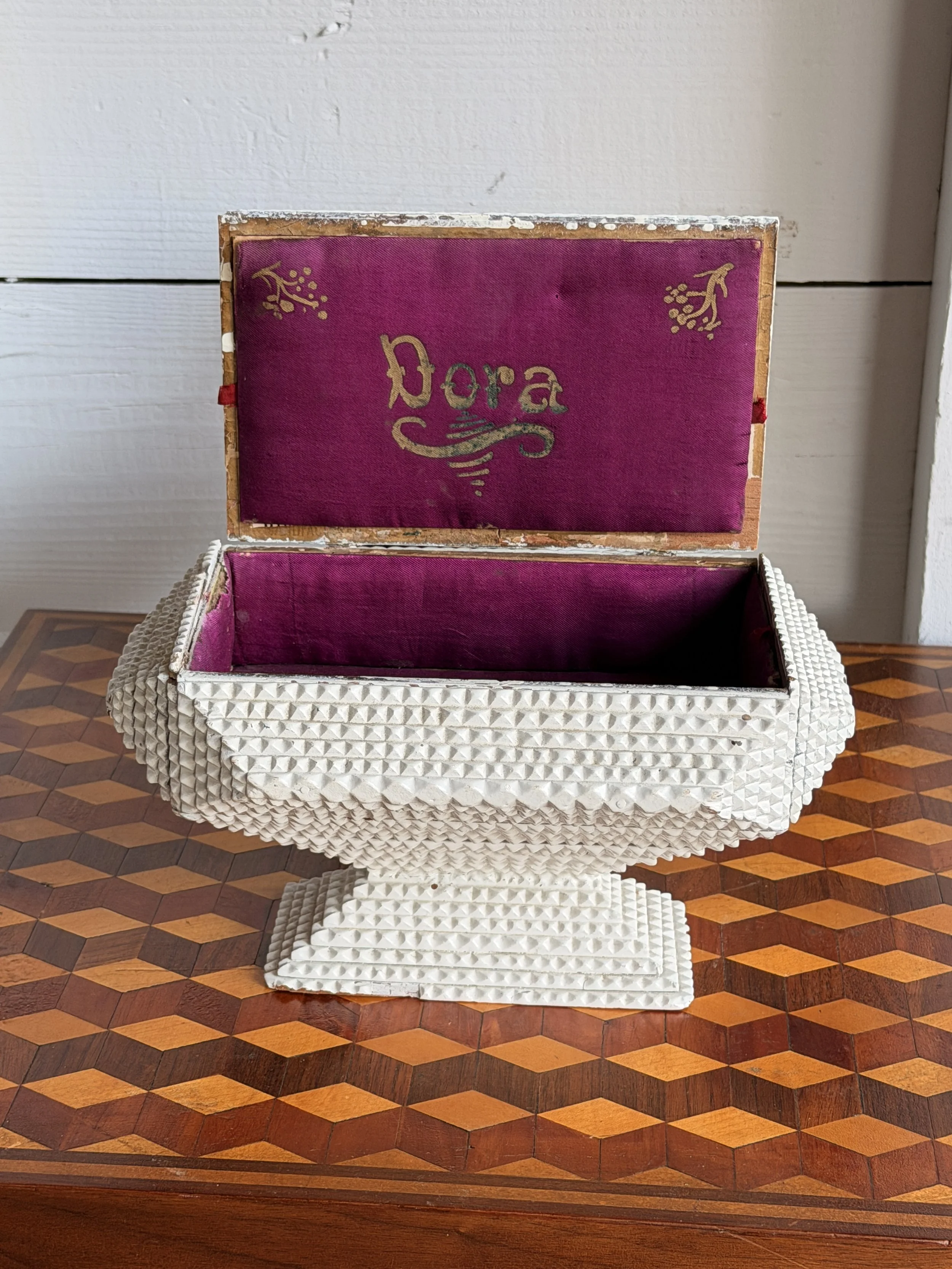 tramp art box white2.JPG