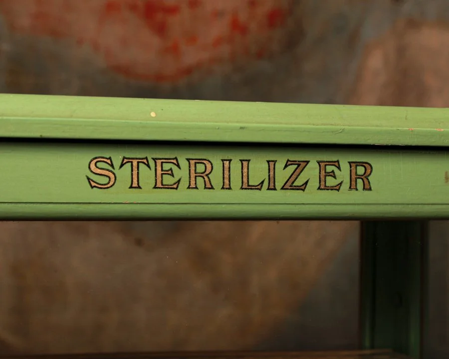 Sterilizer display case-13.jpg