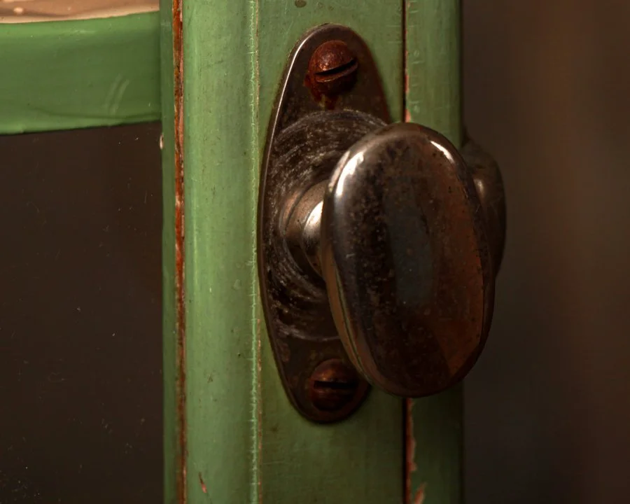 Sterilizer display case-10.jpg