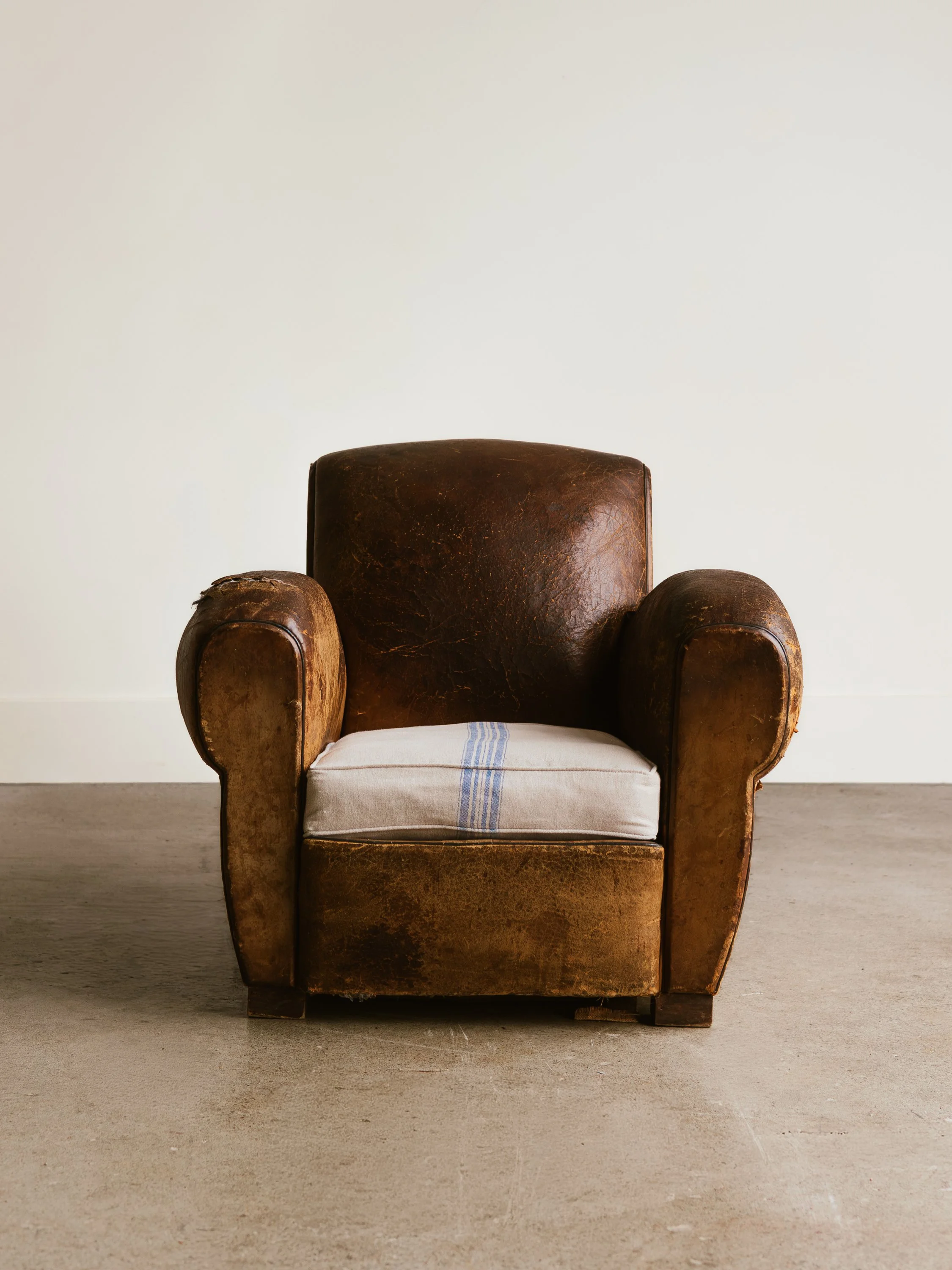 The Catalogue 4;3-3.jpg