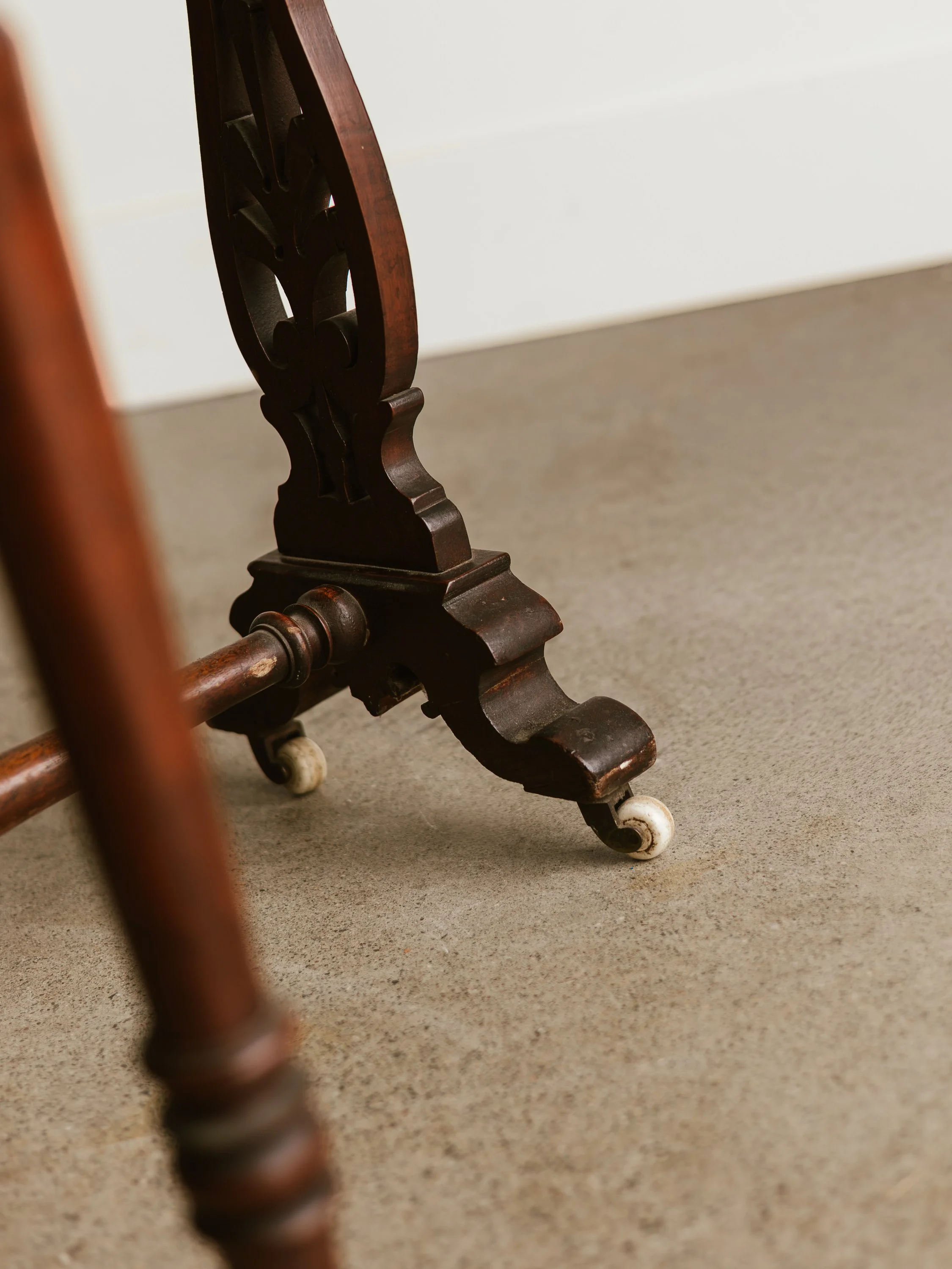 The Catalogue 4;3-33.jpg