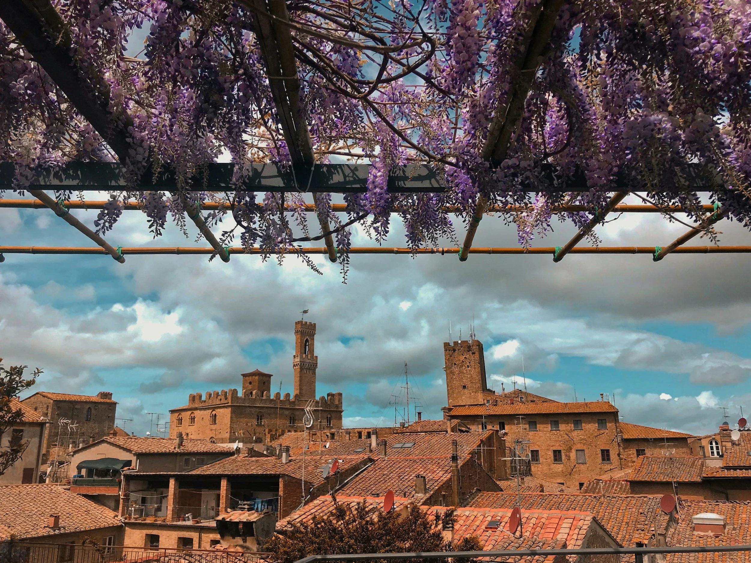Le Balze di Volterra: la frana che si mangia una città etrusca