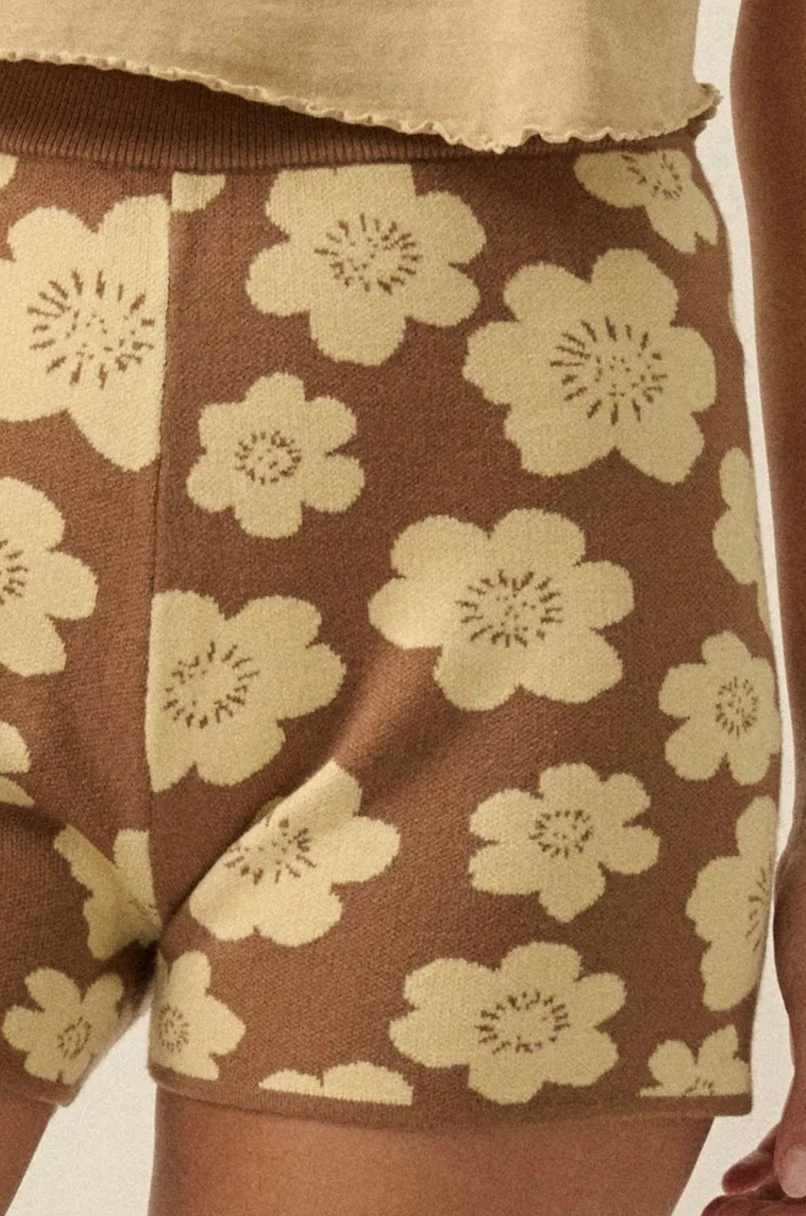 Flower short 1.jpg