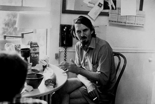 Κάτι (του Robert Creeley)