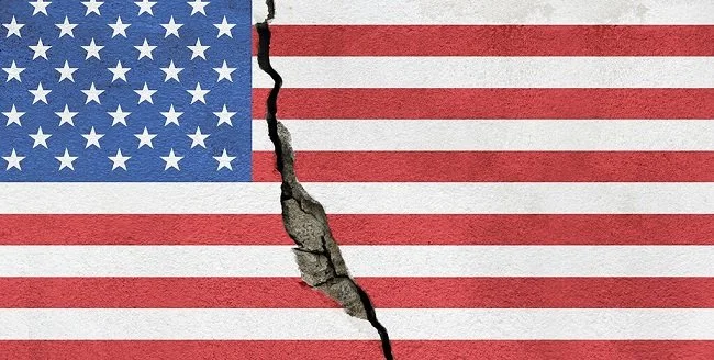 Η Αμερική είναι μια αυτοκρατορία που φθίνει