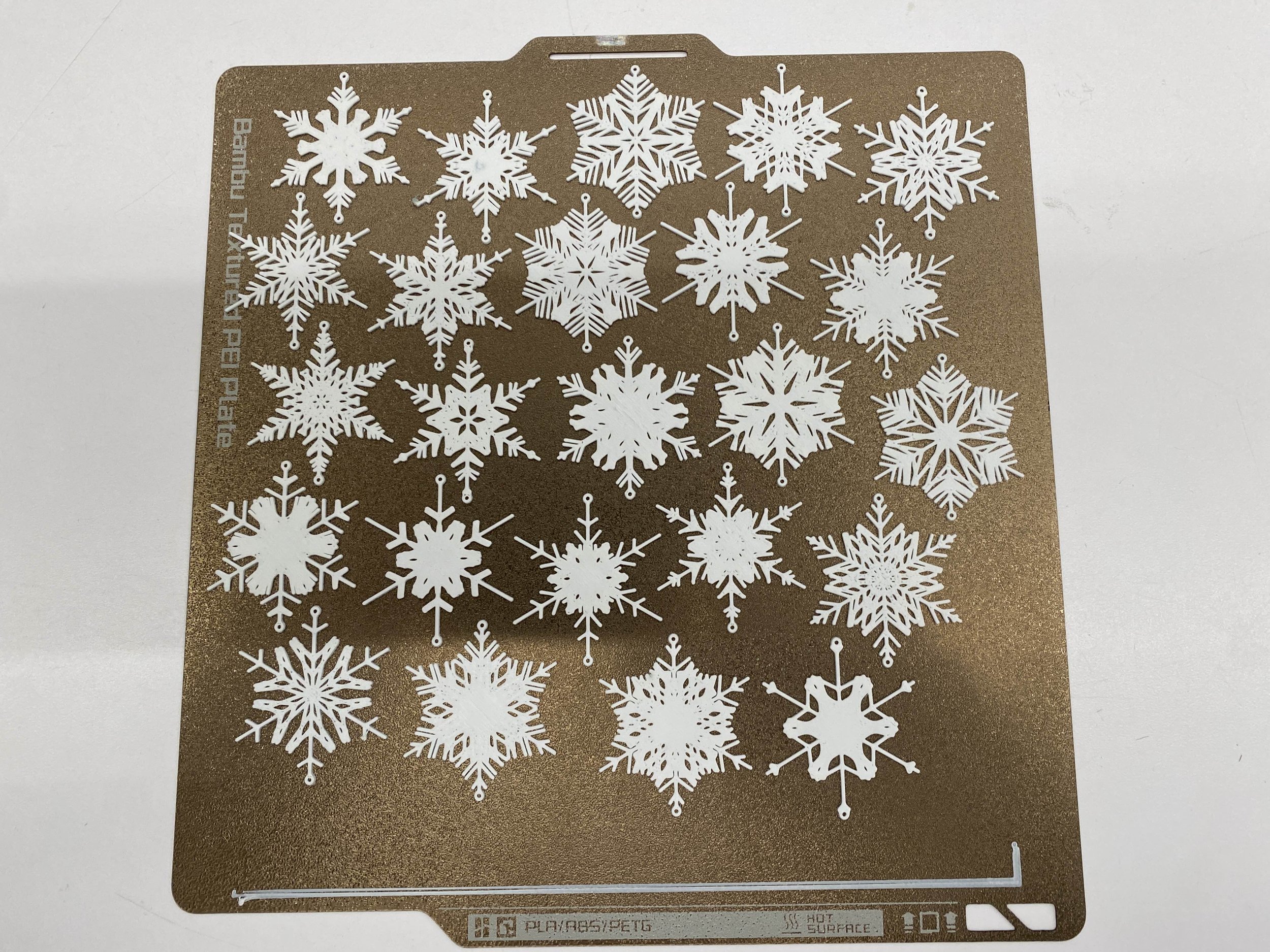 Randomly Generated Snowflake Decorations