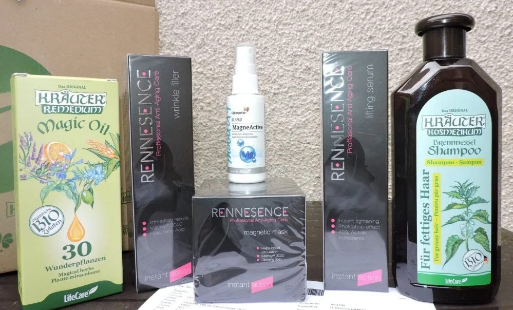 FOTO-prodotti life care consegnati magic oil siero biotissima rennesence wrinkle lifting serum maschera magnetica magnesio shampoo ortica.jpg