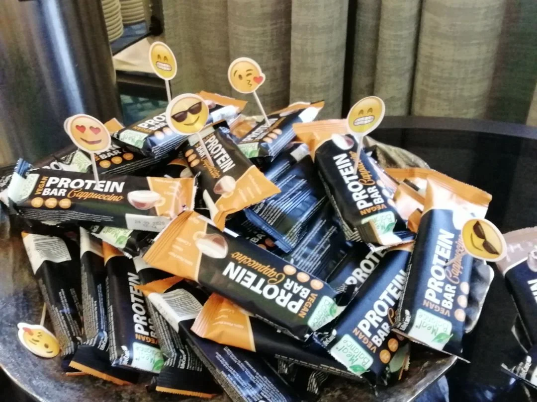 FOTO-barrete vegan proteiche cioccolato sportivi vegan bio.jpg