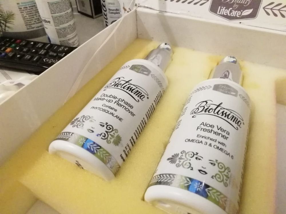 FOTO-Tonico ad Aloe Vera Biotissima - Prodotto biologico certificato, Struccante bifasico Biotissima.jpg