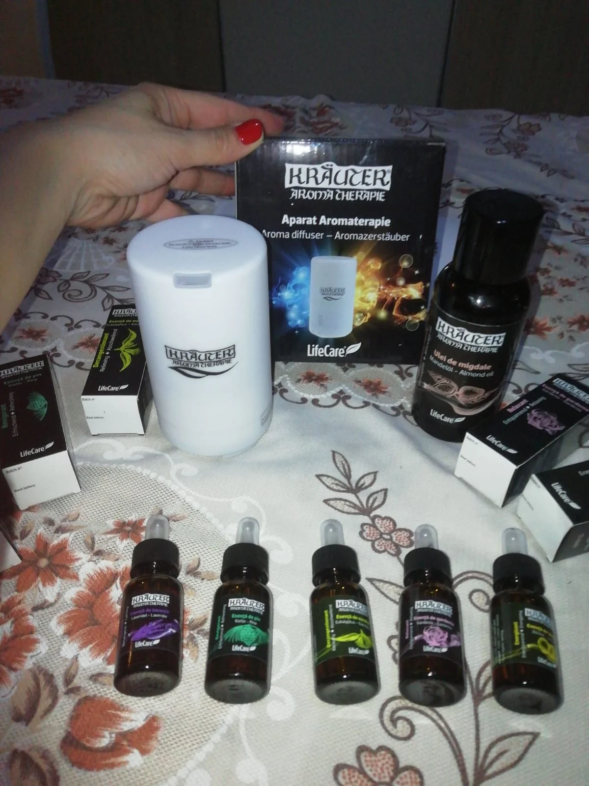 FOTO-krauter aromaterapia oli essenziali, diffusore, prodotti naturali benessere.jpg