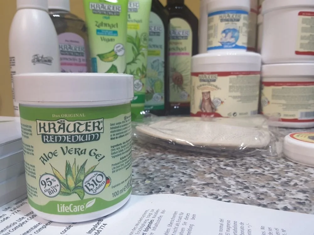 FOTO-prodotti bio life care krauter gel aloe vera viso cura del corpo remedium.jpg