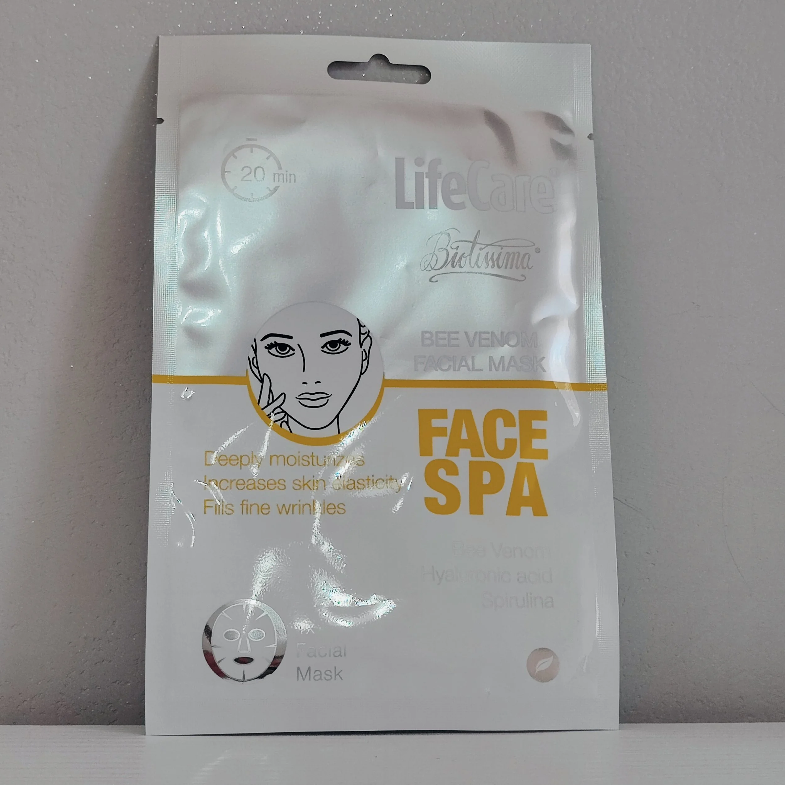 Maschera facciale, con veleno d'api, Life Care.jpg