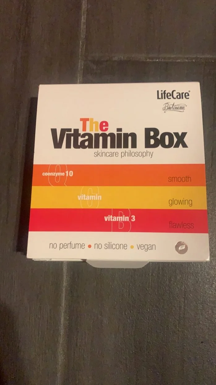 FOTO-the vitamine box.jpg