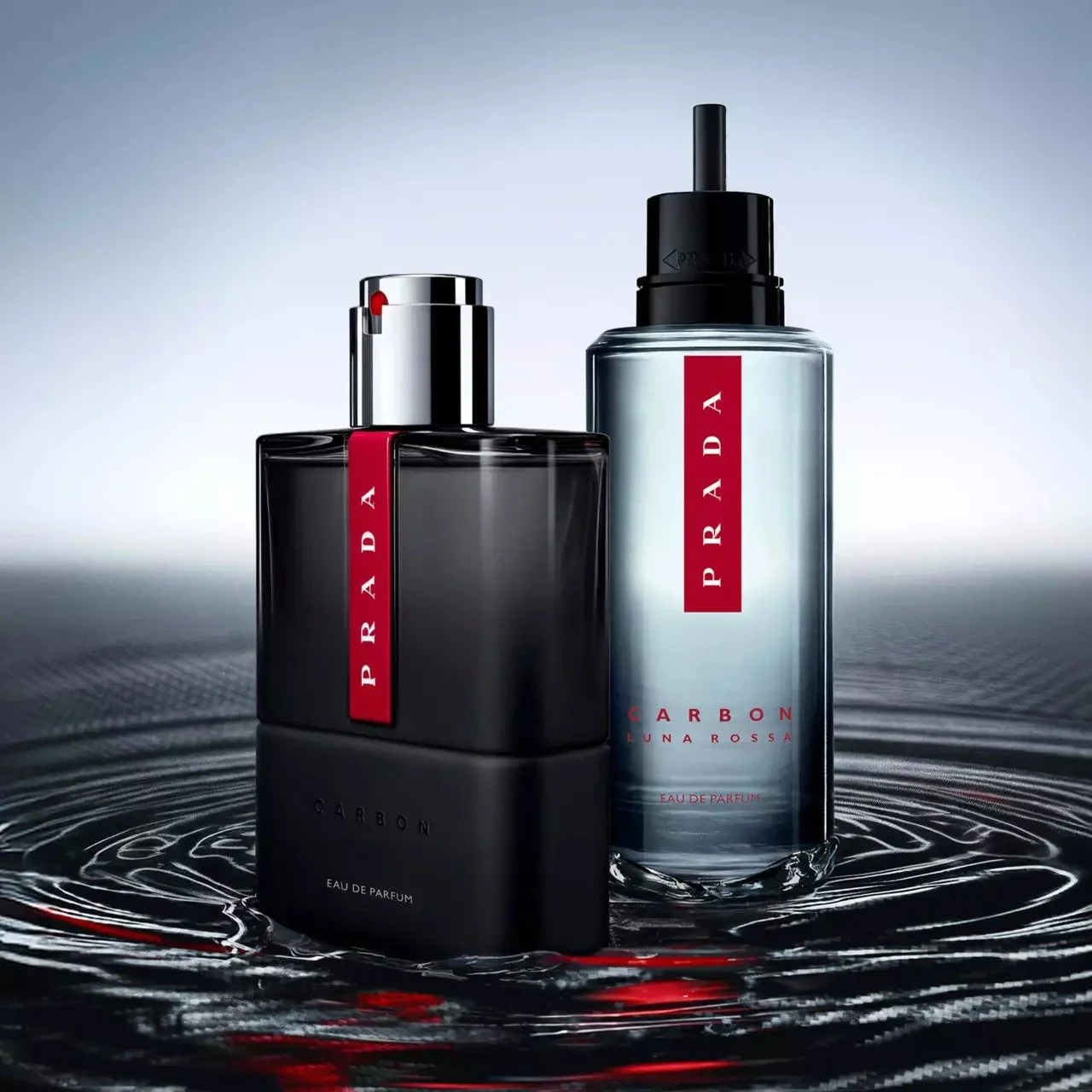 《包順豐櫃》2026最新 Luna Rossa Carbon EDP Refill by Prada 150ML 補充裝 / 2026 New Fragrance for Men / 男士香水 / Pour Homme / 另有 Eau de Toilette (EDT) / Eau de Parfum (EDP) / YSL Perfume /《全新正貨》【NEW &amp; Authentic】Pre-order 預訂

HK$1,099

Prada Luna Rossa Carbon E