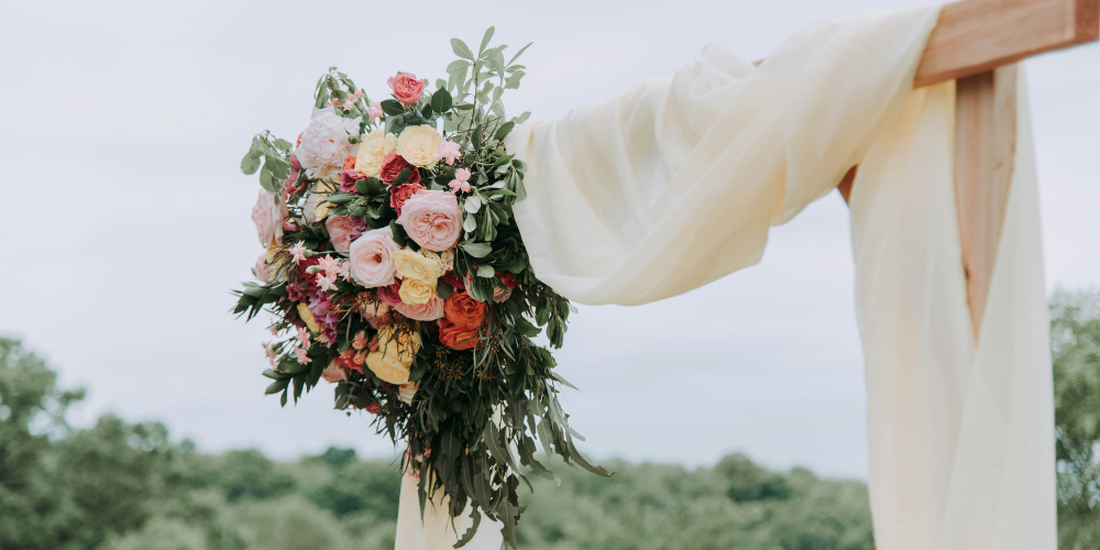 ‘DIY Wedding Venue’ vs ‘All-Inclusive’ : Which Is Right for You?