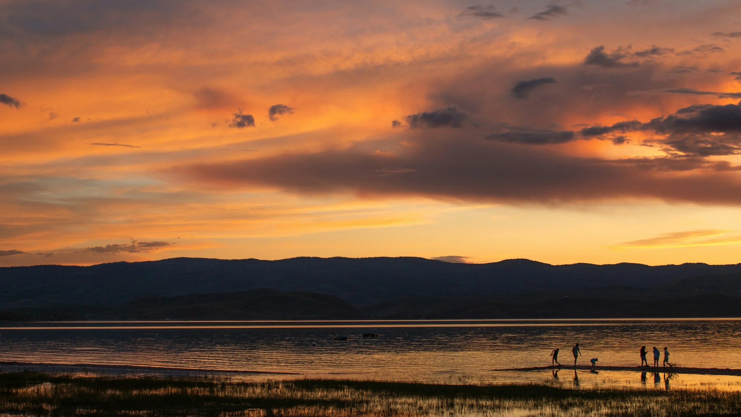 Big Days, Gentle Endings; Supporting Calm Evenings for Neurodivergent Children.