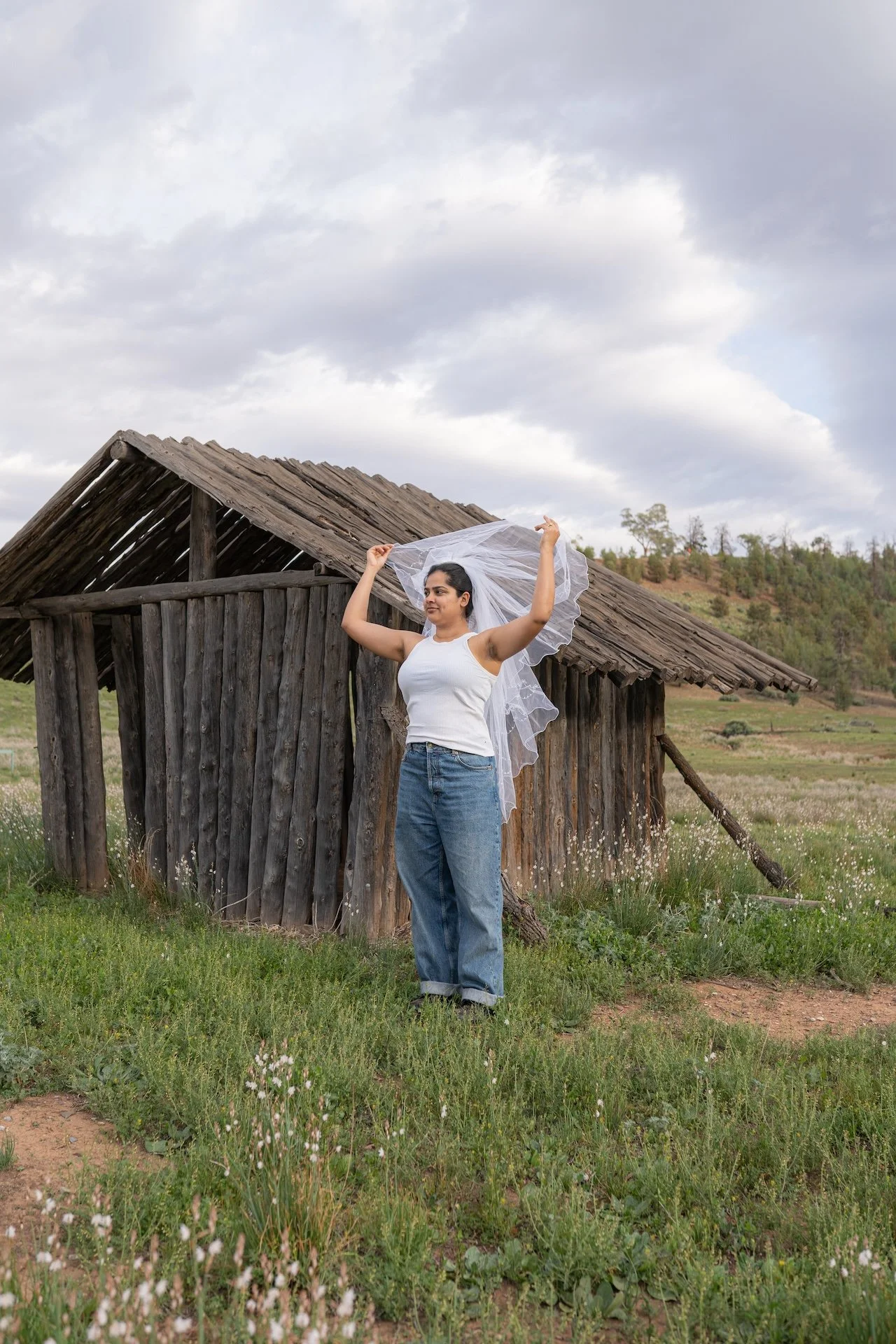 between-light-photography-creative-storytelling-adelaide-rugged-bride-tank-top-and-jeans-portrait.jpg