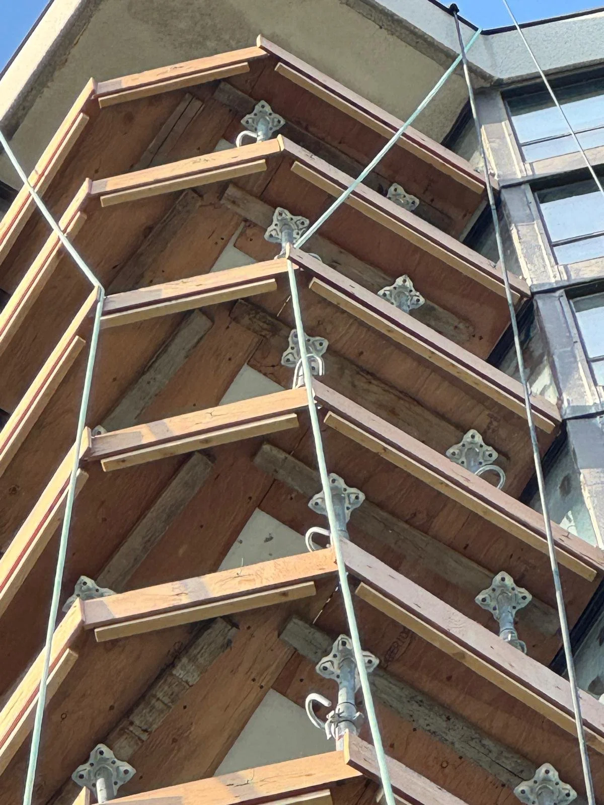 balcony2.jpg