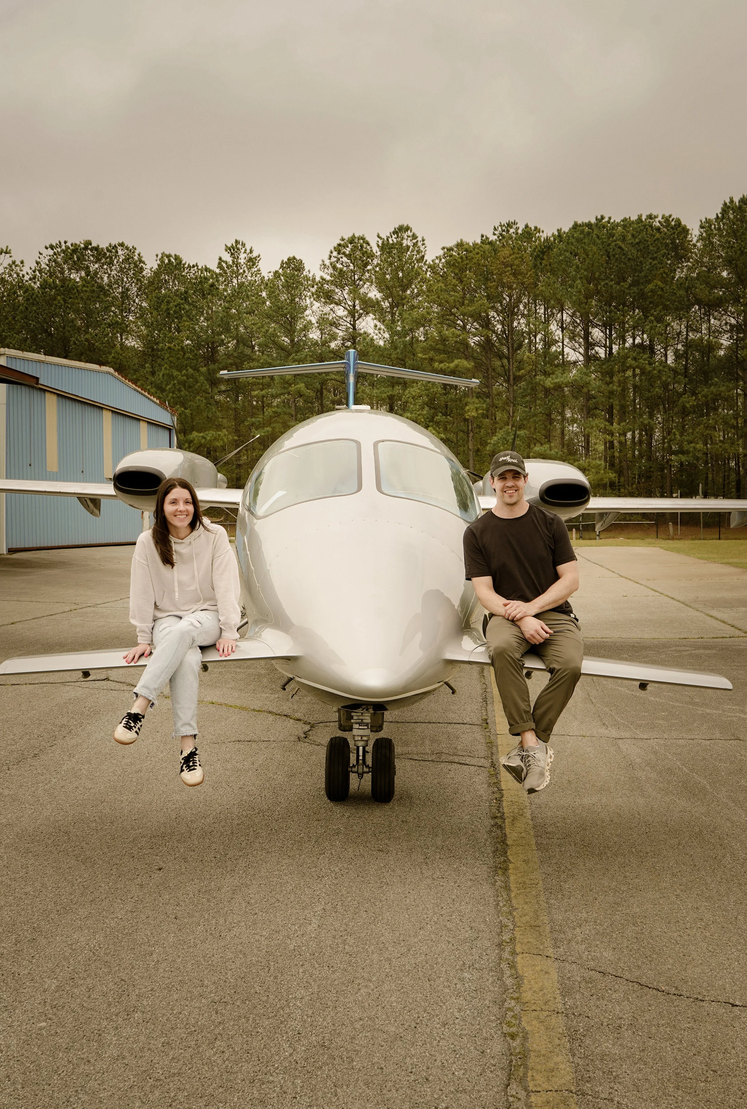 Short Final founders. Aviation coffee company