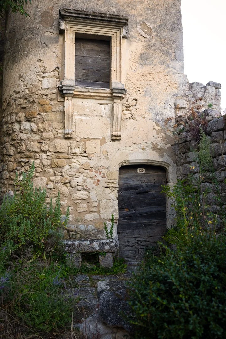 Oppede-le-Vieux-France-Oldest-House-ruins.jpg