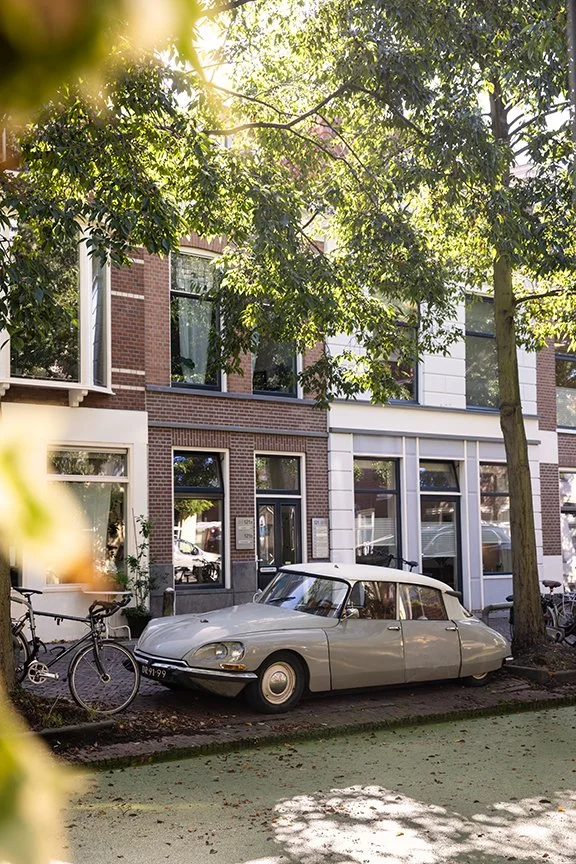 Classic Citroën DS in Delft