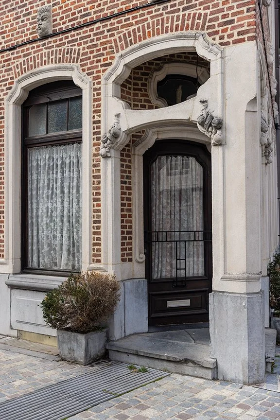 Historic building at Frederik de Merodestraat 61 in Mechelen