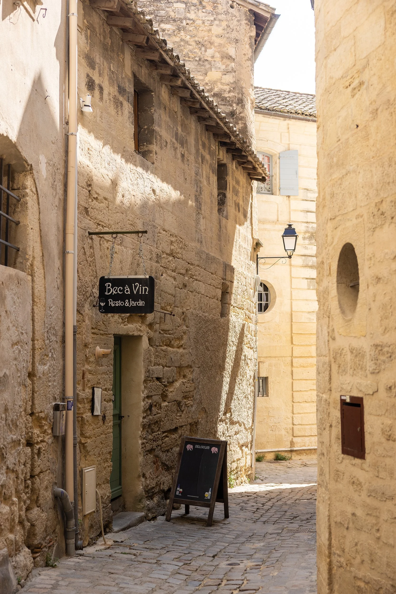 Rue Entre les Tours in Uzes, France