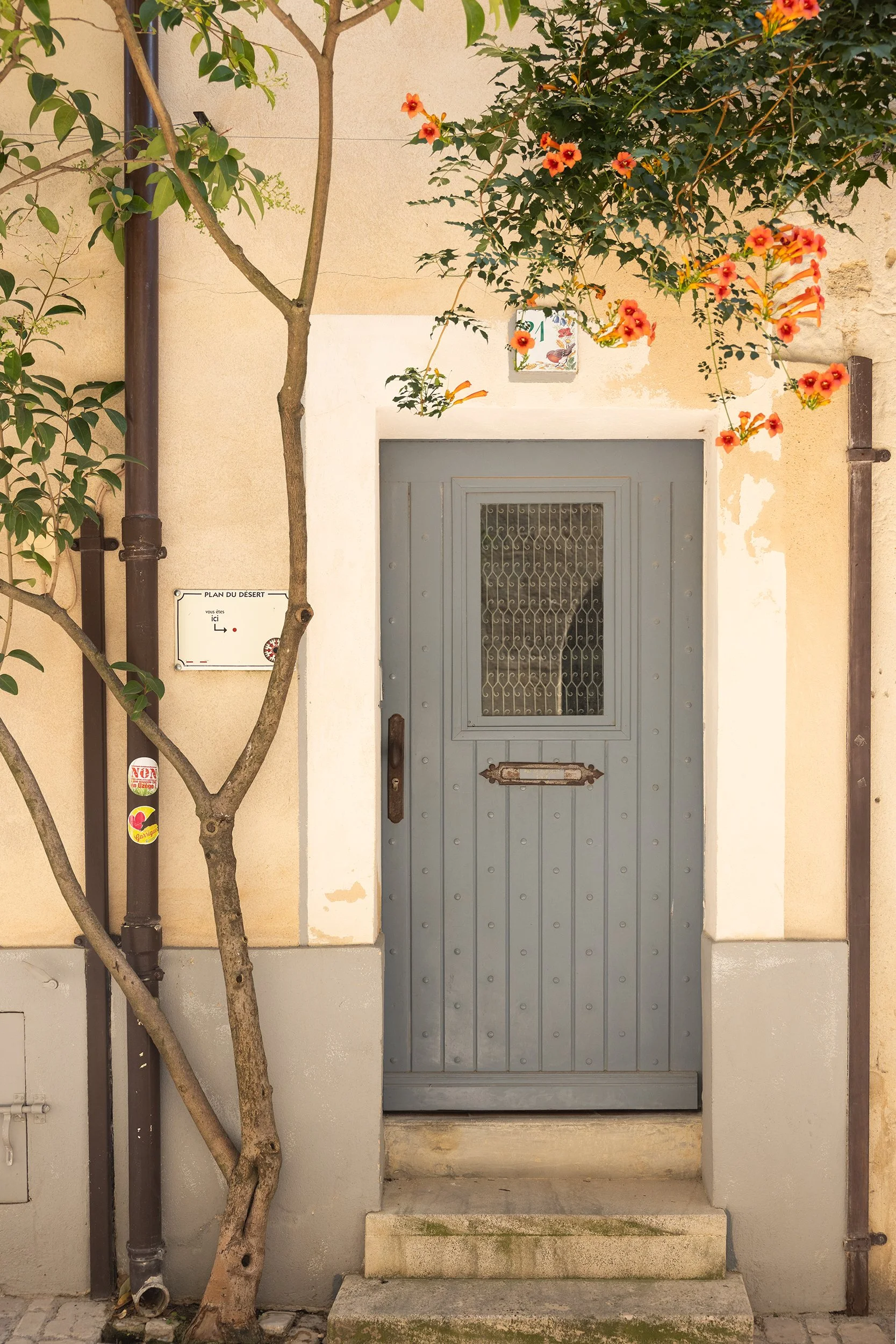 Door on Rue de la Grande Bourgade, Uzes, France