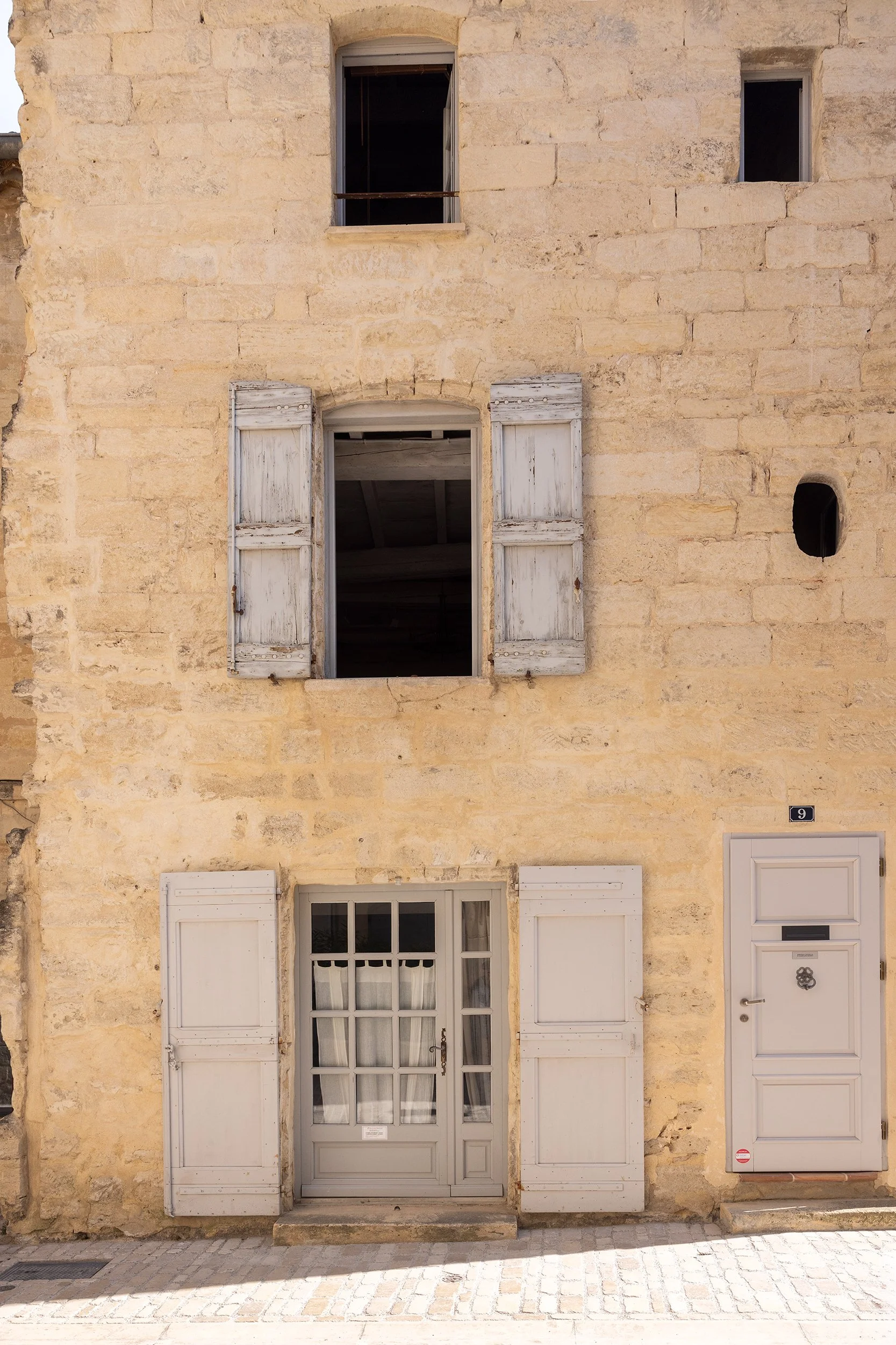 Rue du Dr Blanchard in Uzes, France